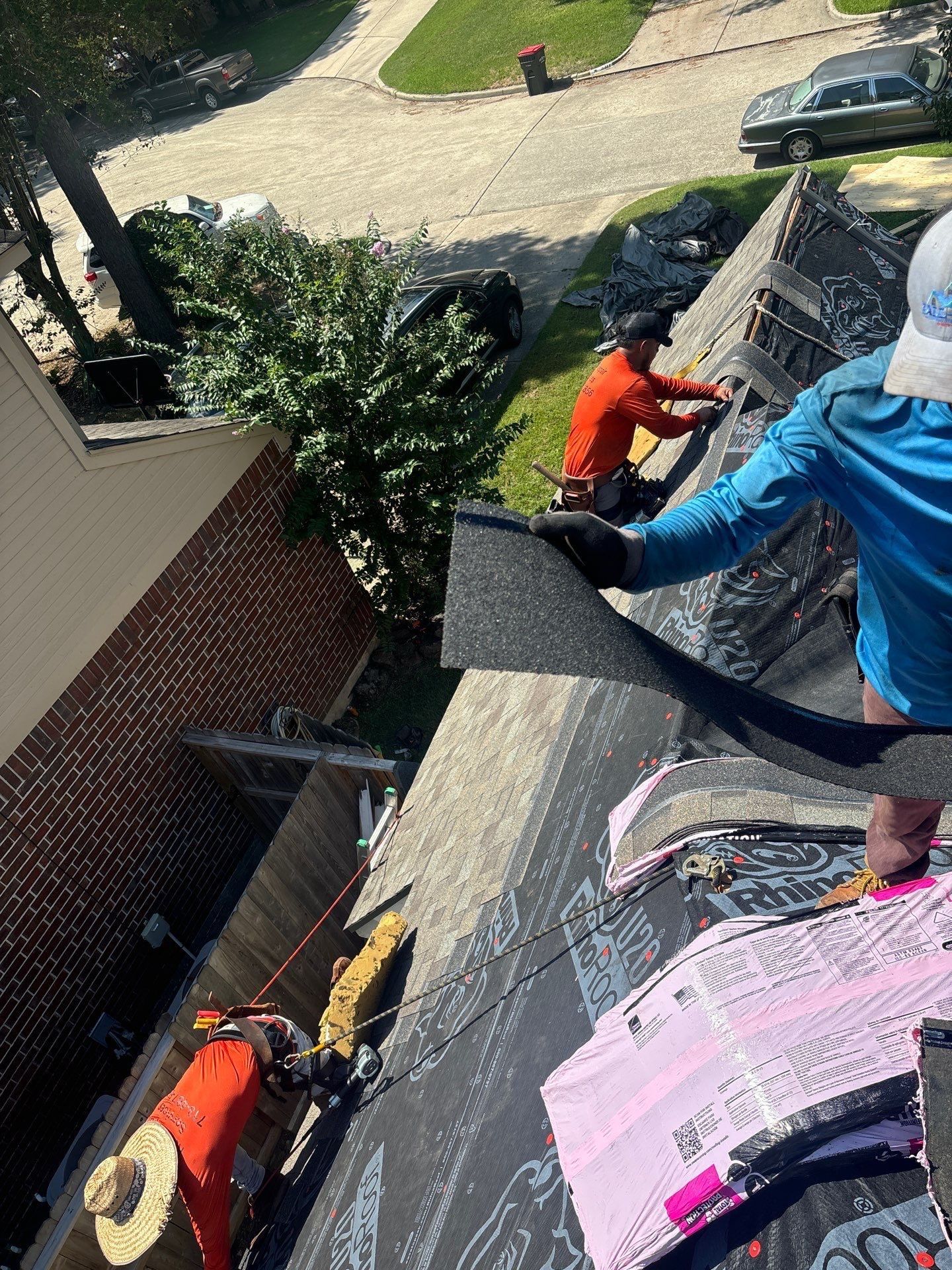 Residential Roofing Installation using Owen's Corning Duration (Lifetime) Shingles by Roof Repair Company