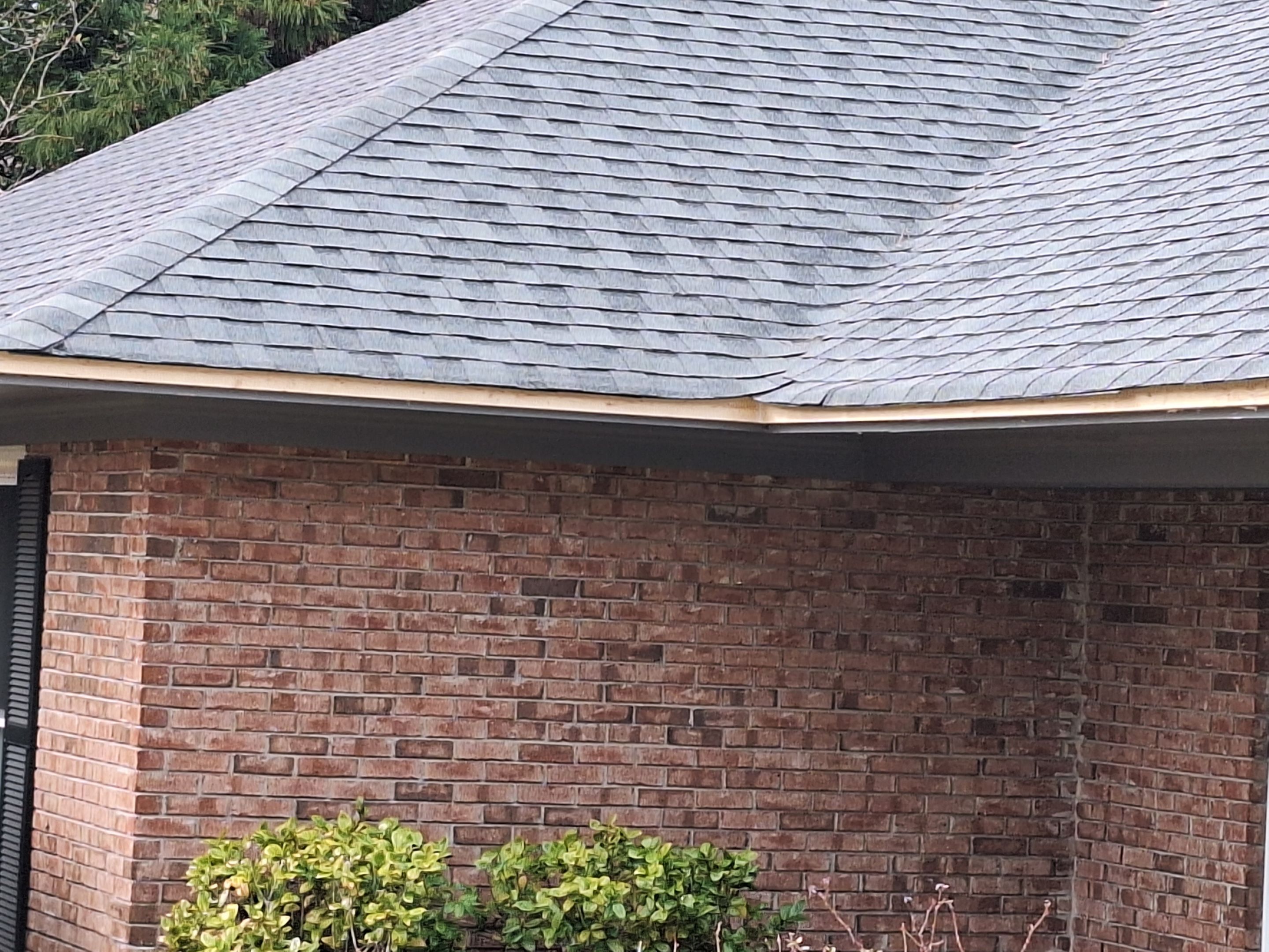 Residential Door Repair by iGreen Solutions
