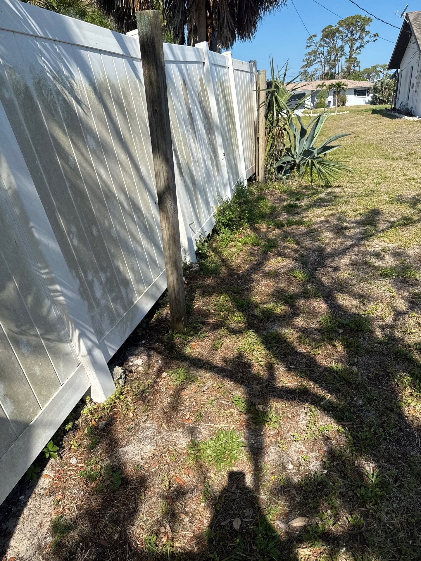 1052 Graham Rd  by H&Y Fence