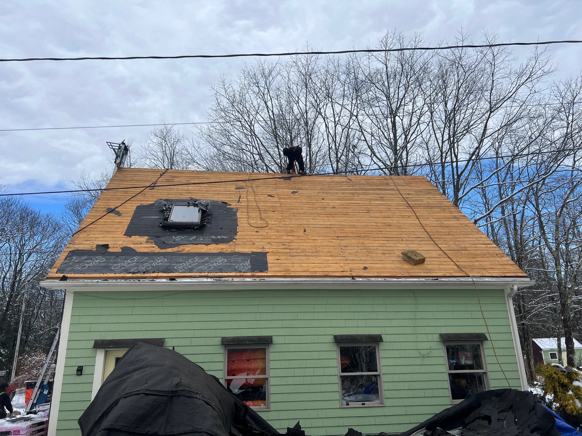 OC Roofing System Installed in Falmouth, ME by Tall pine roofing