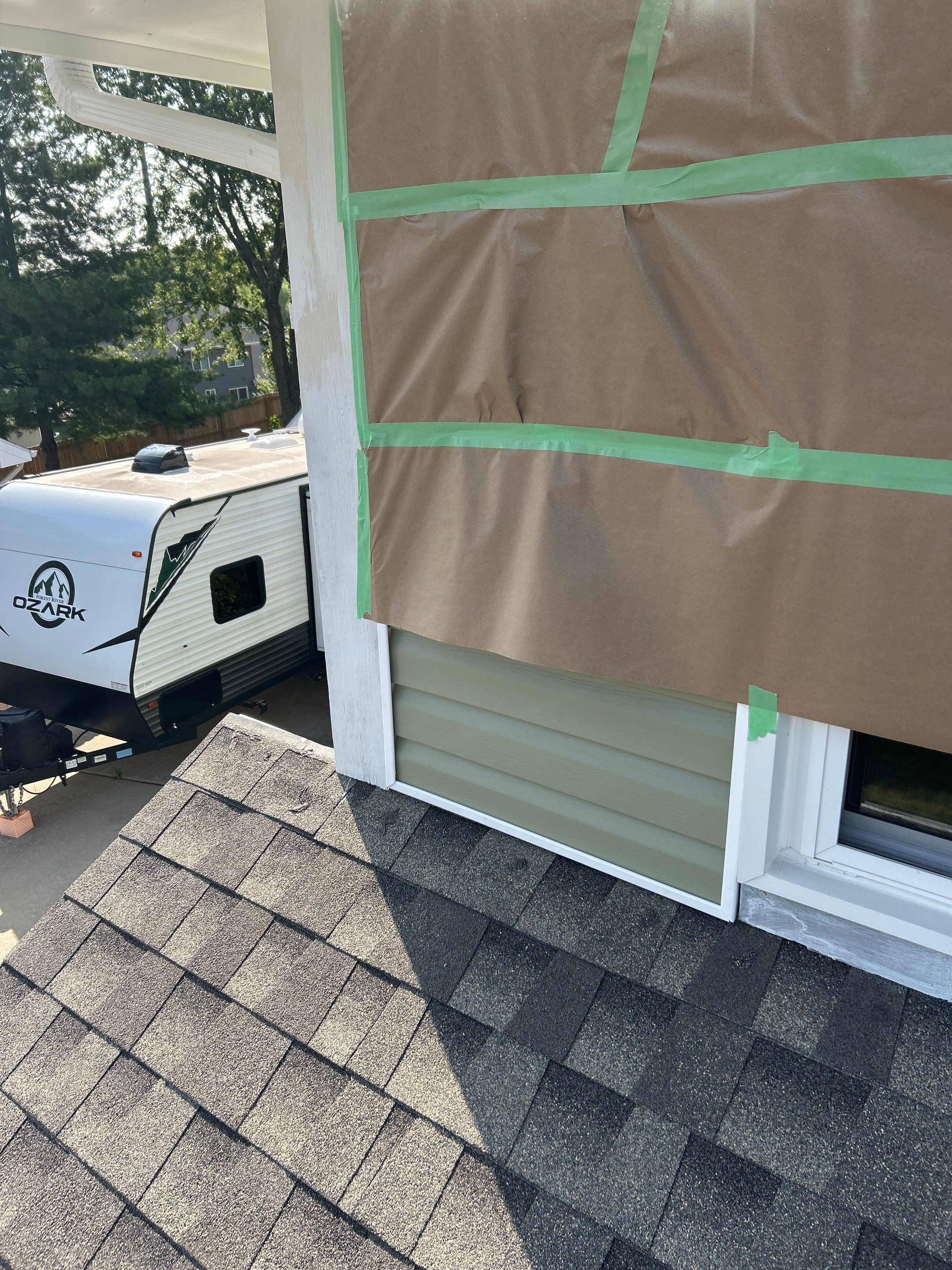 Vinyl siding in Pleasant Hill, IA by Blu Ember Properties