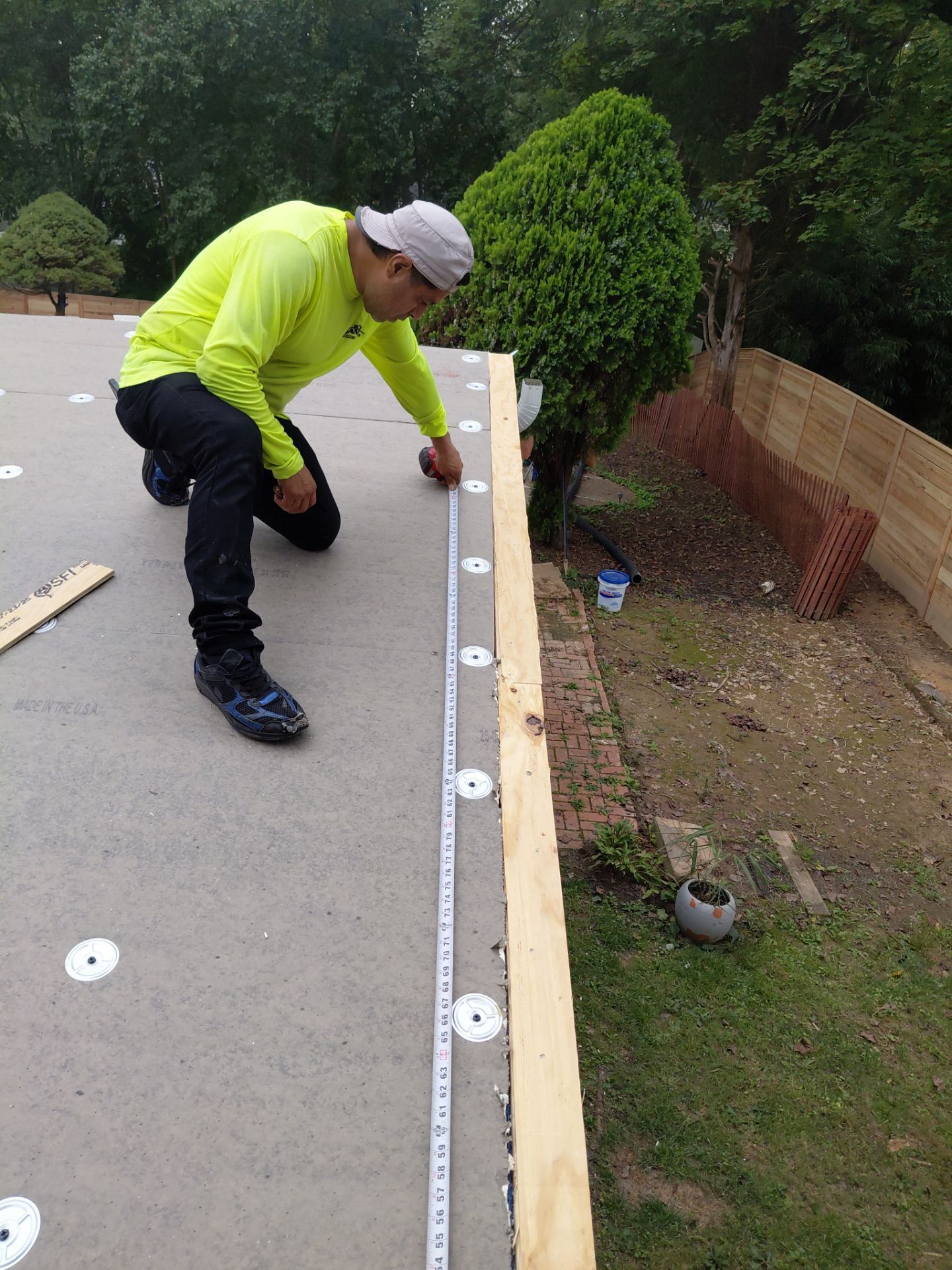 Falls Church :  TPO by RM Banning, Inc.