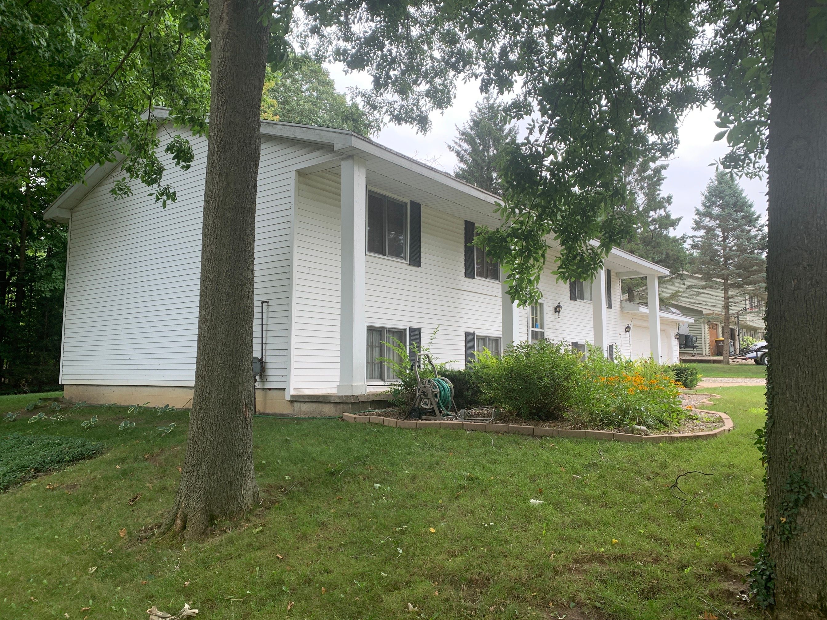 Complete Siding, Roofing, and Window Replacement by Acme Exteriors