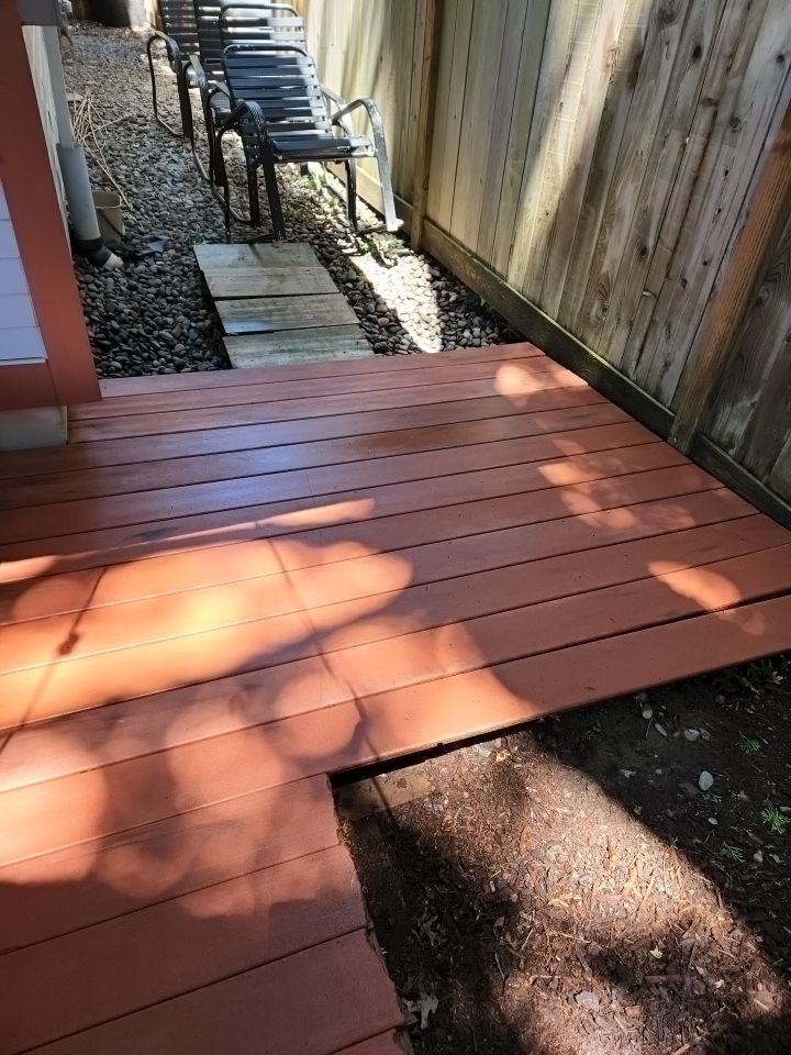 Deck, Patio and Drive Wash using Surface washer by Willamette Outdoor Wash LLC