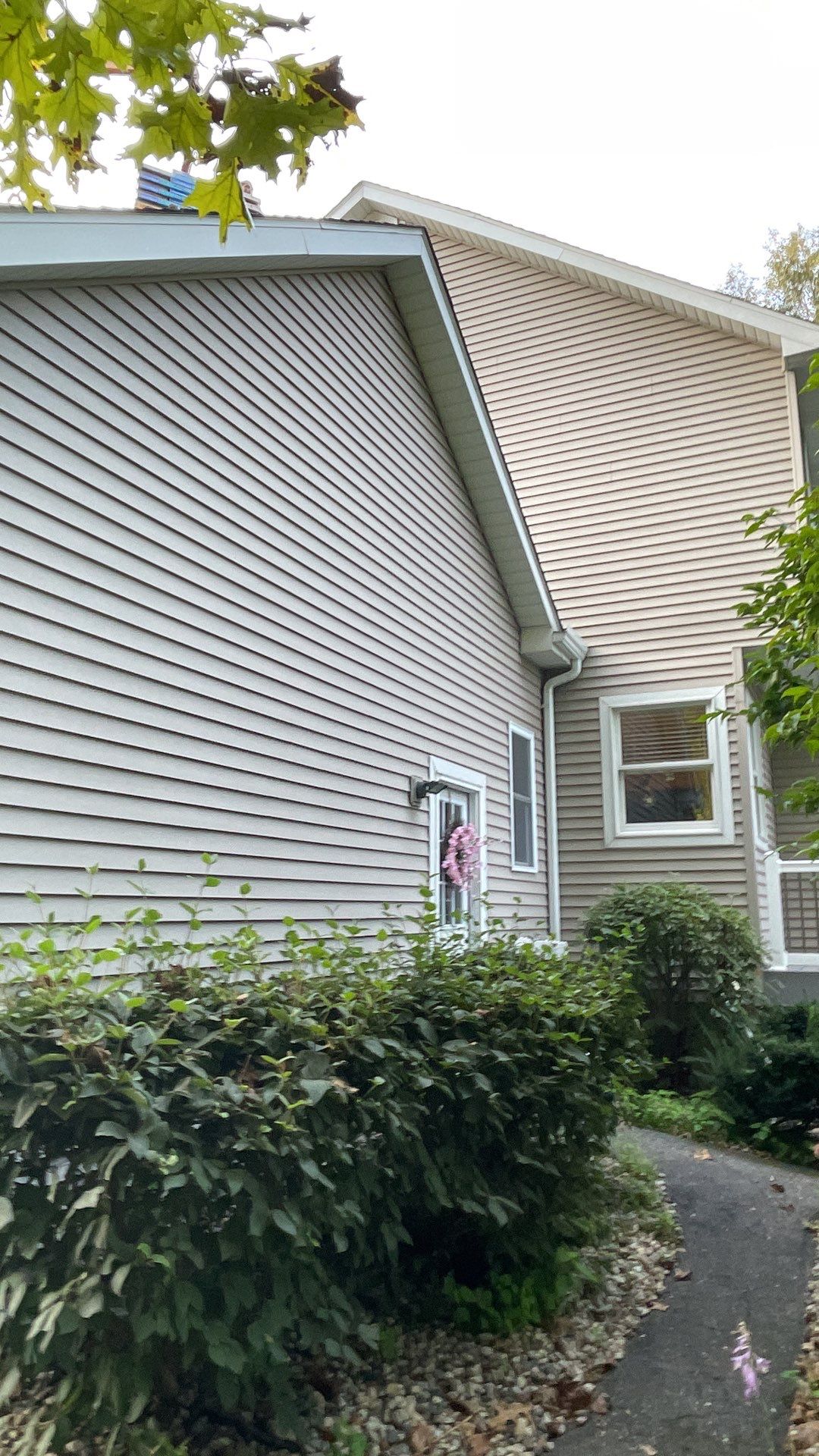 Roof Replacement using CertainTeed Landmark by 180 Contractors