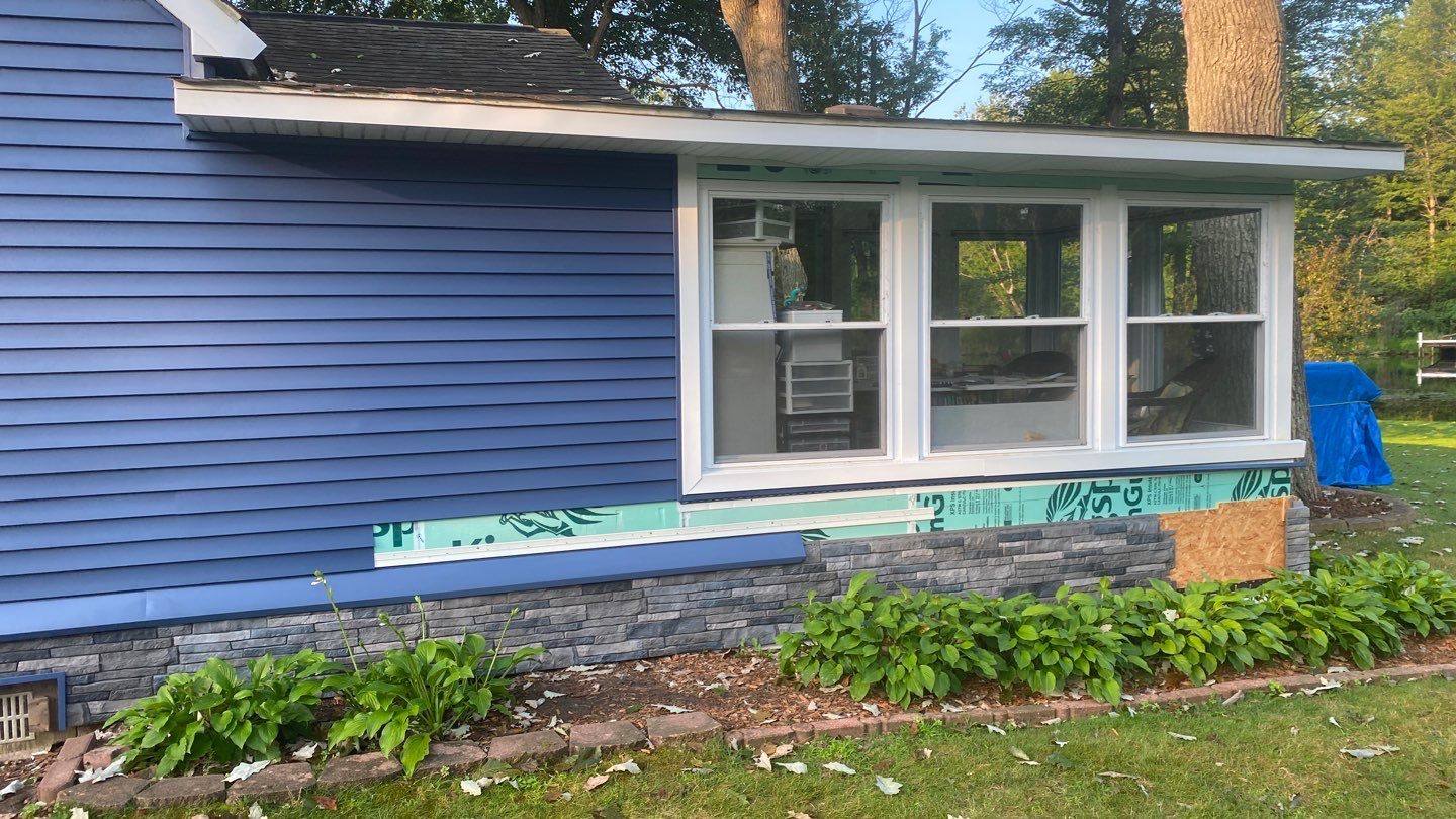Siding Replacement using Certainteed Restoration Classic D4 by 180 Contractors