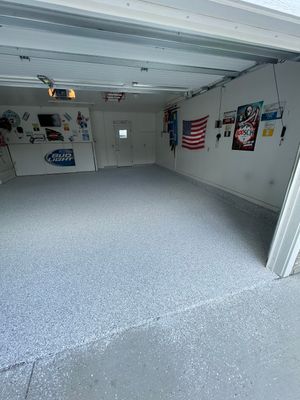Residential Garage Floor Coating with Feather Grey Finish in Sioux Falls