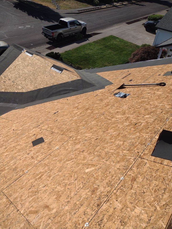 Residential Roofing Installation using Malarkey Highlander by Orezona Building & Roofing Company, Inc.
