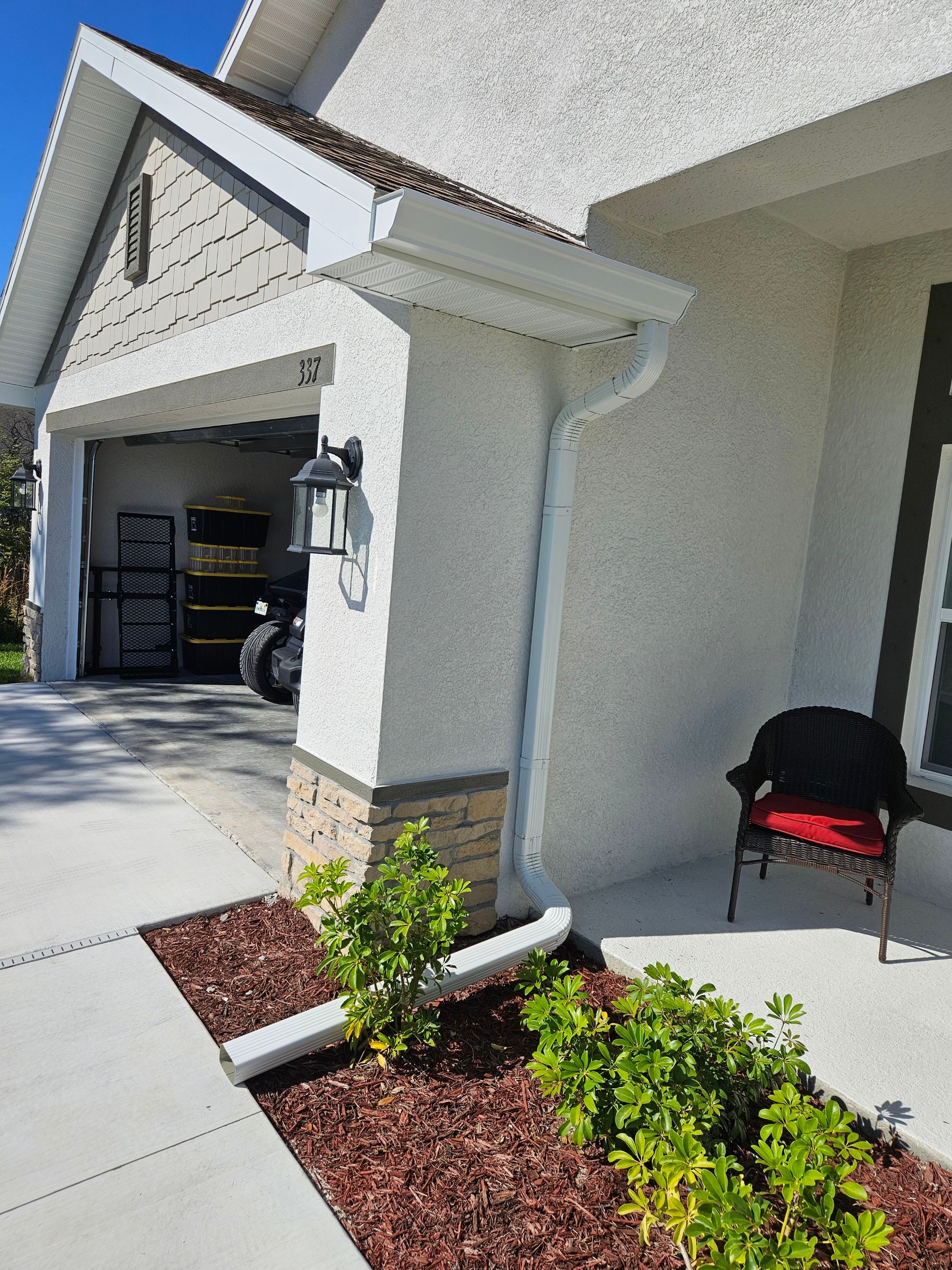 White K Style Seamless Gutters using 6 Inch Seamless Gutters in Ponta Gorda FL by Gutter Professors