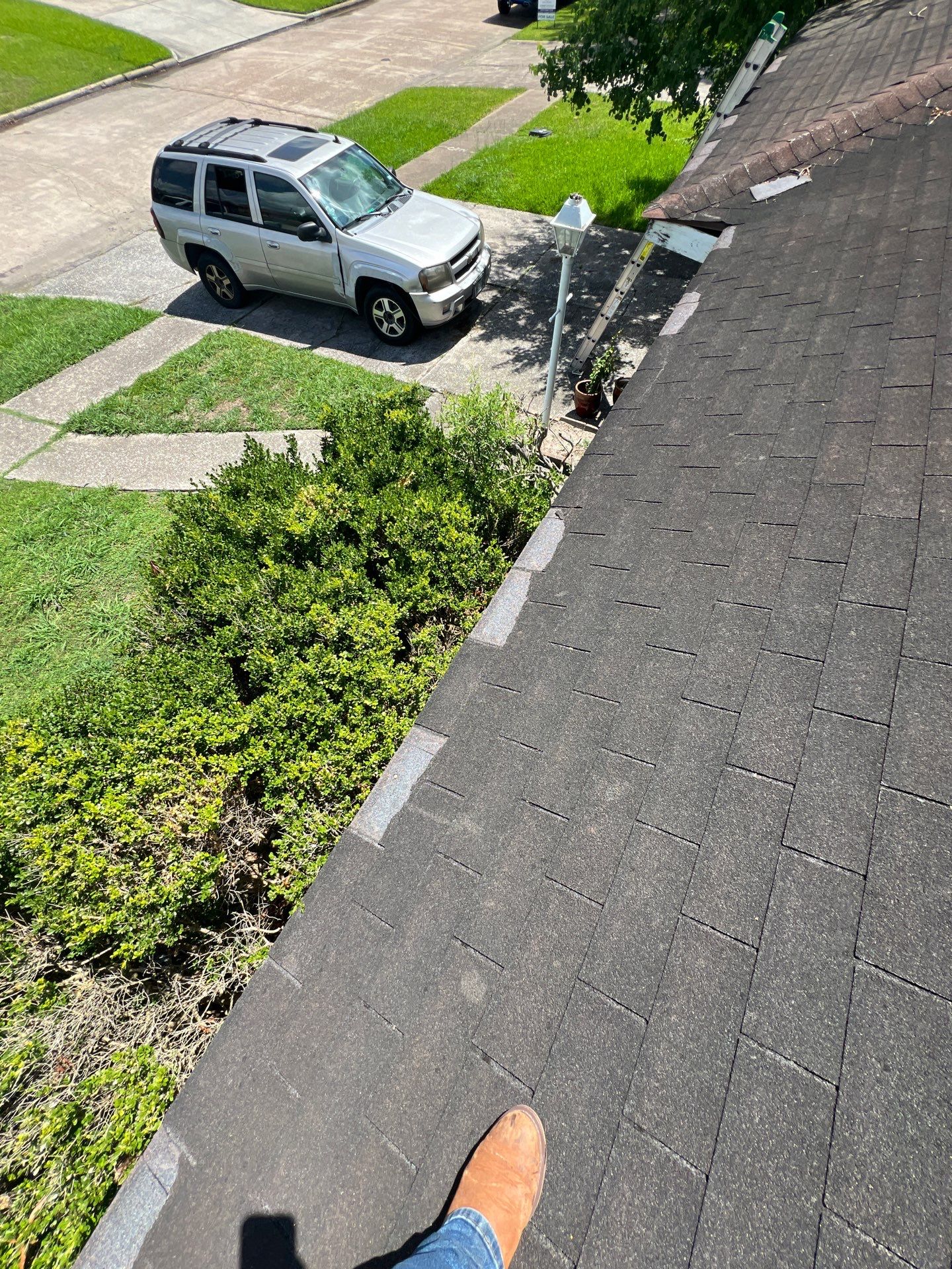 Residential Roofing Repair using Owen's Corning Duration (Lifetime) Shingles by Roof Repair Company