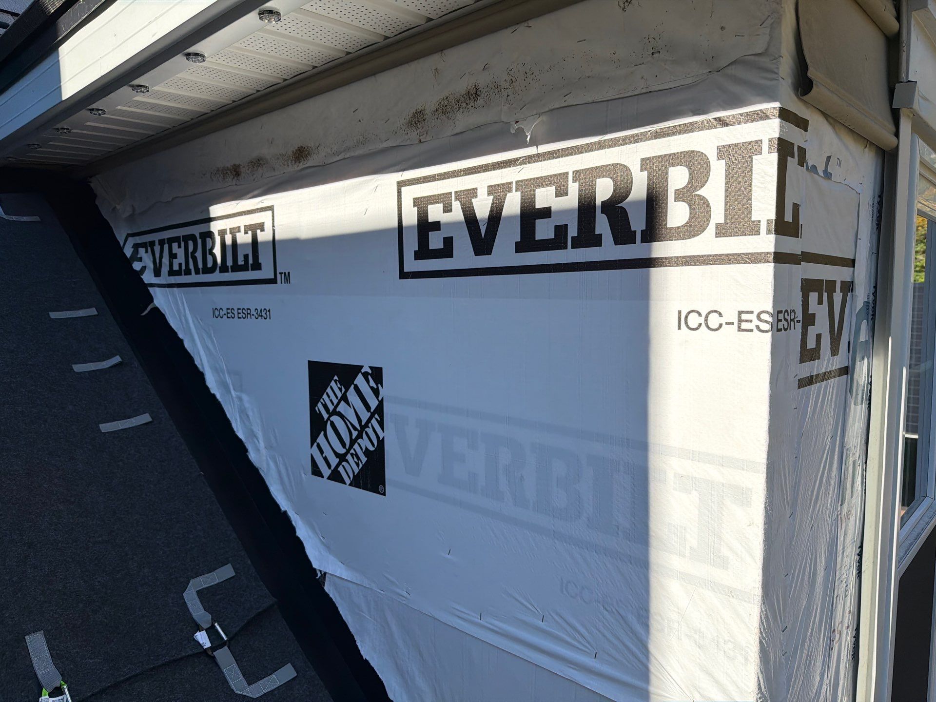 Beautiful James Hardie Siding & Tesla Solar Roof by American Home Contractors