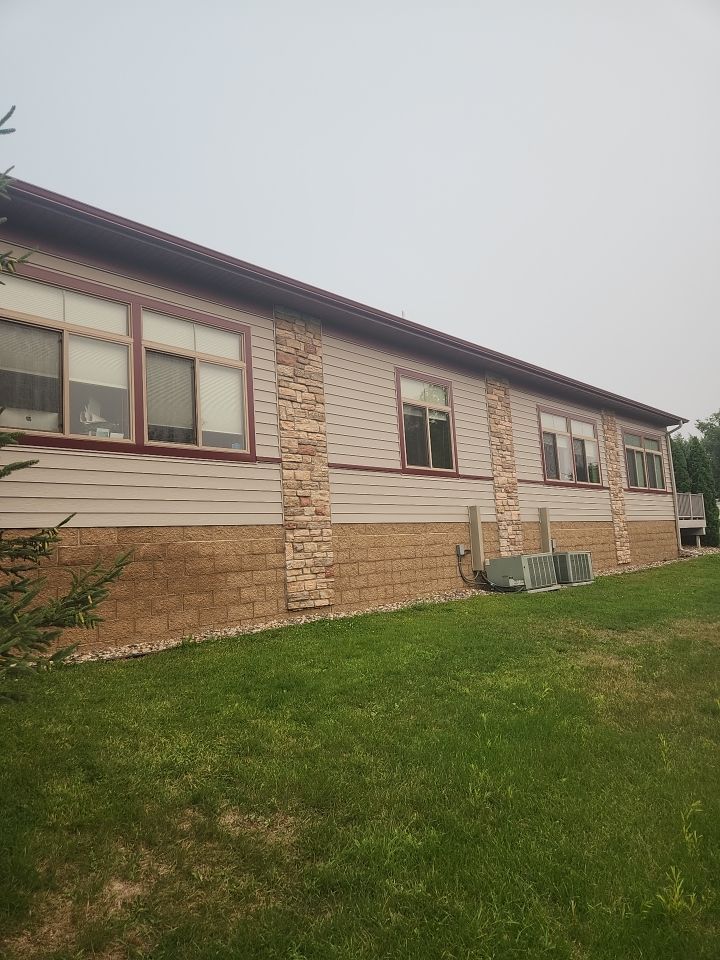 5" Gutters in Sauk Rapids by Next Level Seamless Gutters / Exteriors Inc.