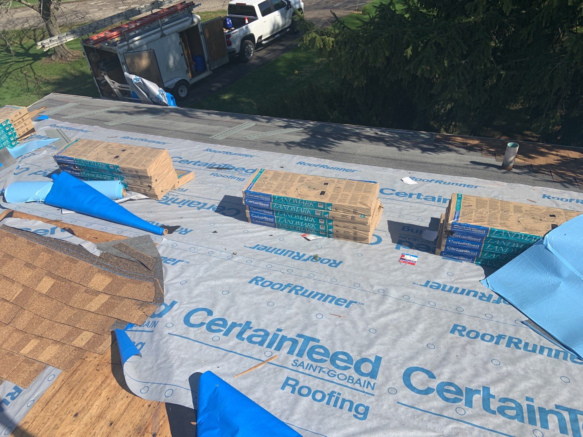 Roof Replacement using CertainTeed Landmark by 180 Contractors