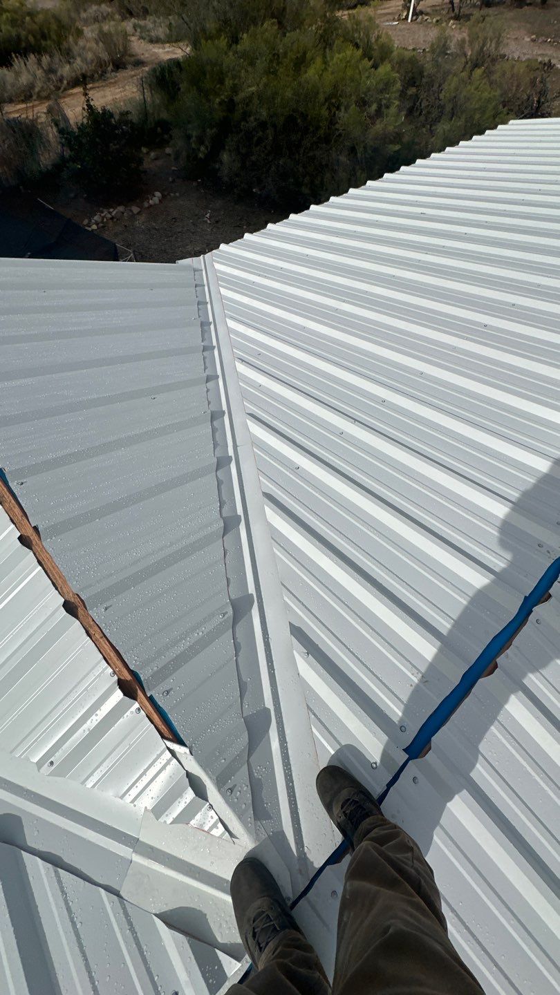 Polar White Exposed Fastener by Reimagine Roofing