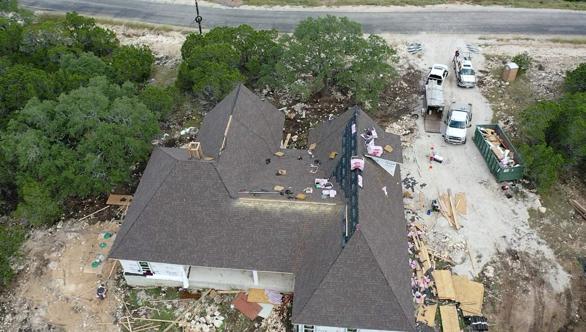 New Home Construction using Owens Corning 30 year Architectural Shingles by Premier Roofing and Contracting