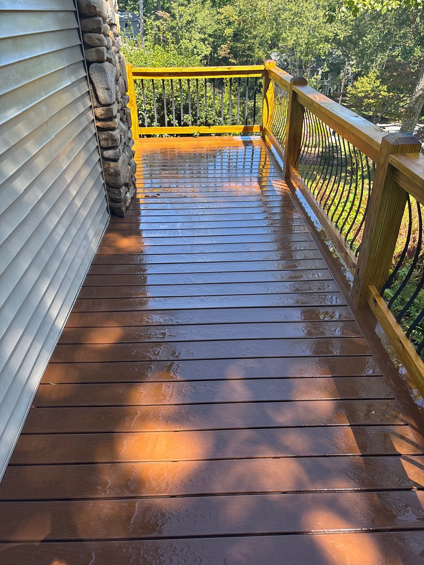 Wood Deck using Wood Sealant by DuraSeal