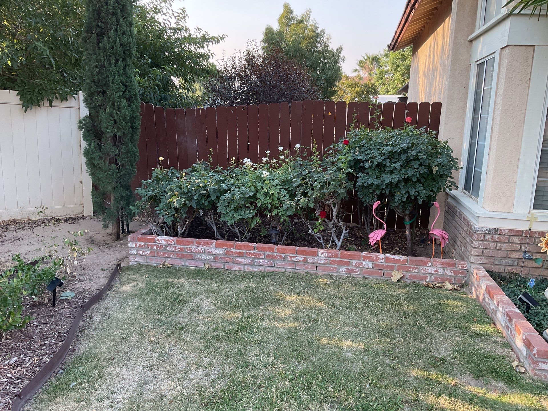 Fence Installation using Vinyl by Fence Guys Inc.