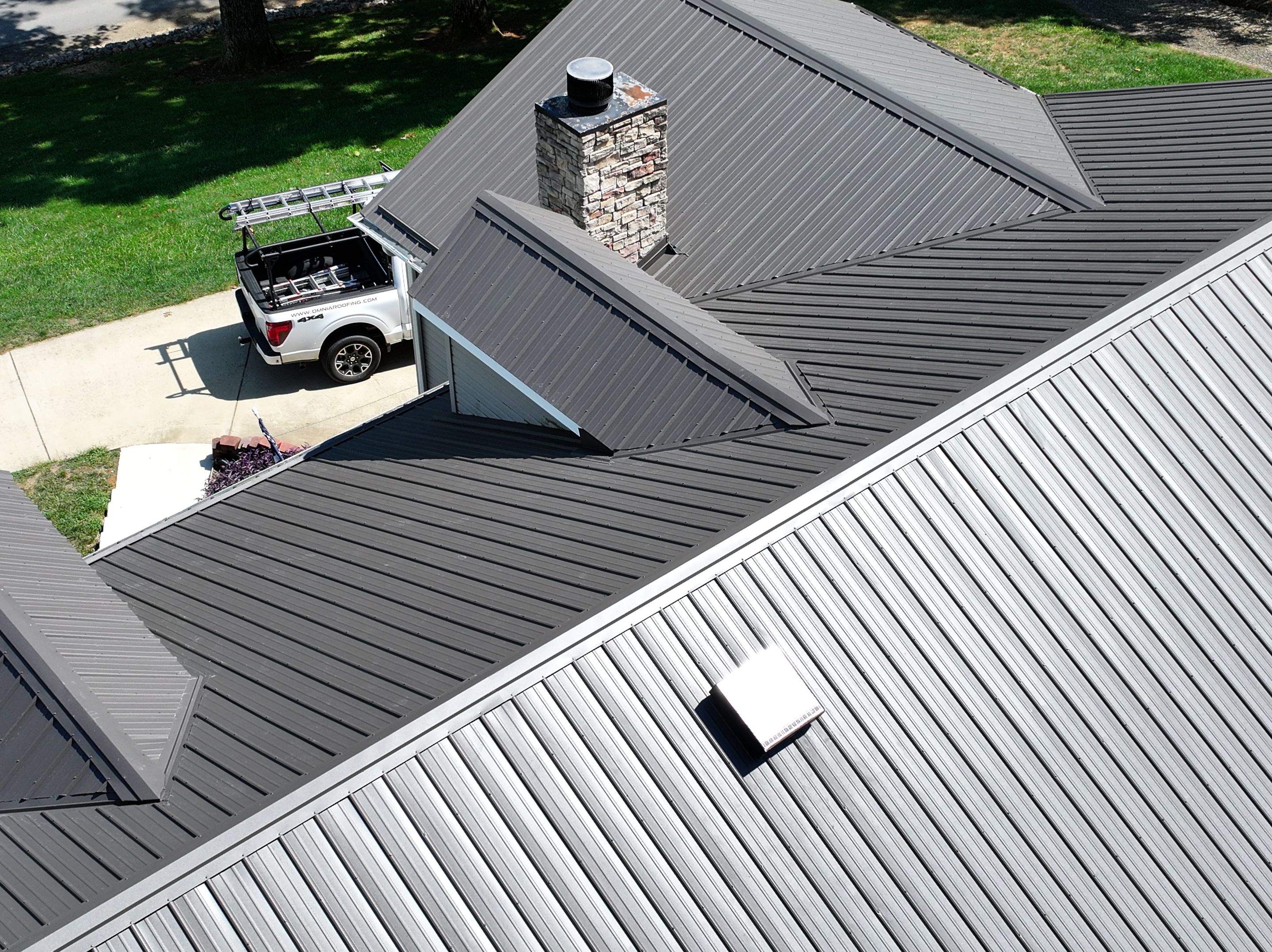 Jara Residence by Omnia Roofing