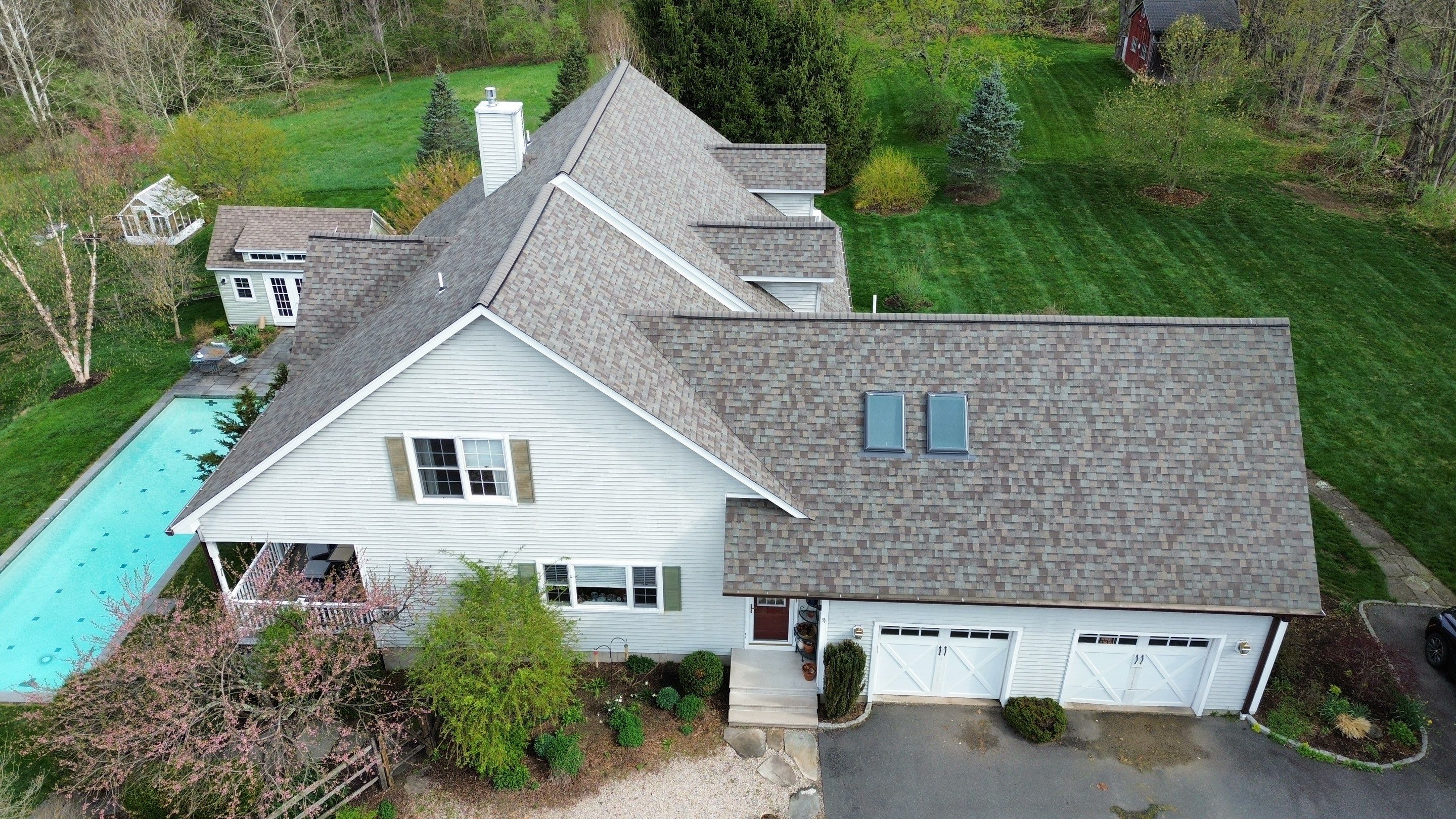 Owens Corning Duration: Driftwood in Woodbury, Connecticut by Golden Shield Roofing