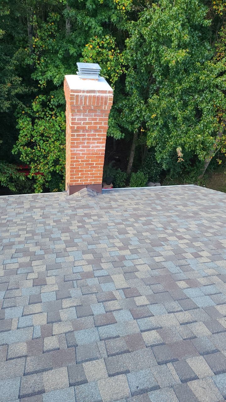 Dumfries: CertainTeed Landmark Pro Designer Shingles in Max Def Weathered Wood by RM Banning, Inc.