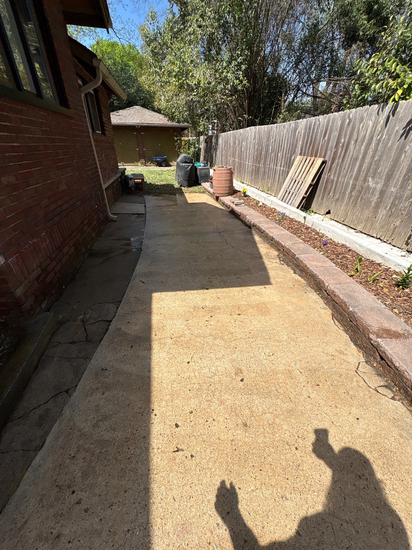 Patio pressure washing and residential driveway surface cleaning