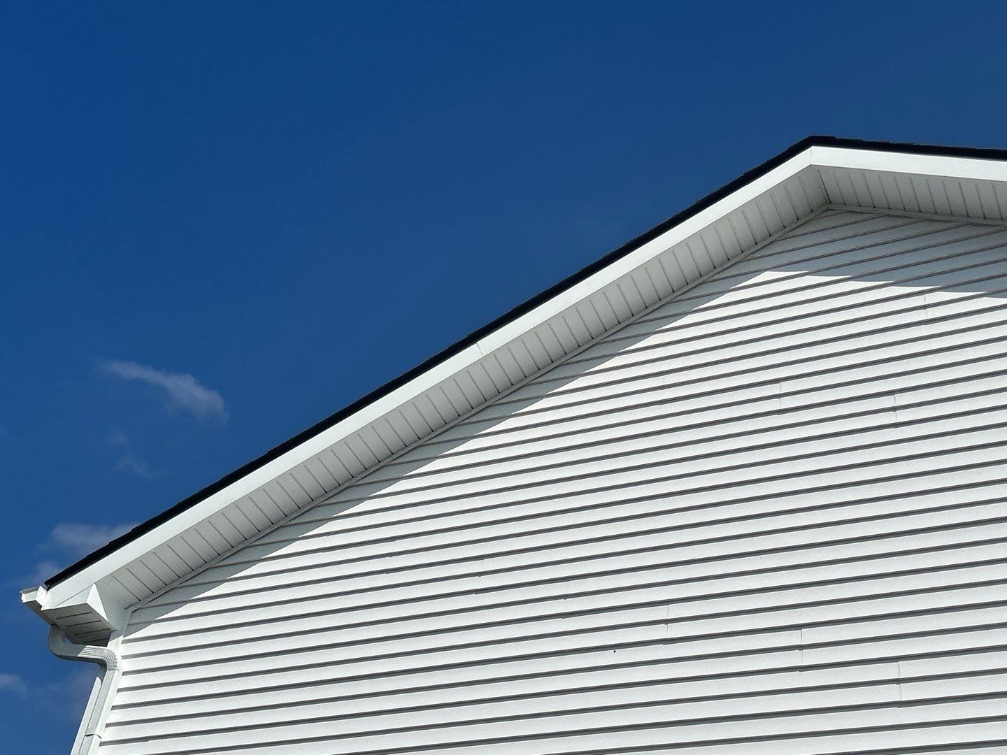 Siding Replacement using Certainteed Classic Restoration D4 by 180 Contractors