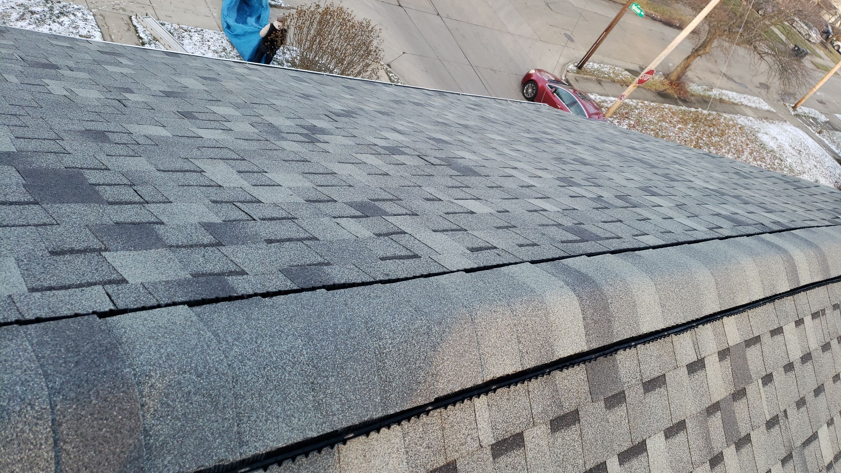 ATLAS PINNACLE COLOR: SCOTCHGARD HEARTHSTONE DRIP EDGE: WHITE by Eagle Eye Roofing