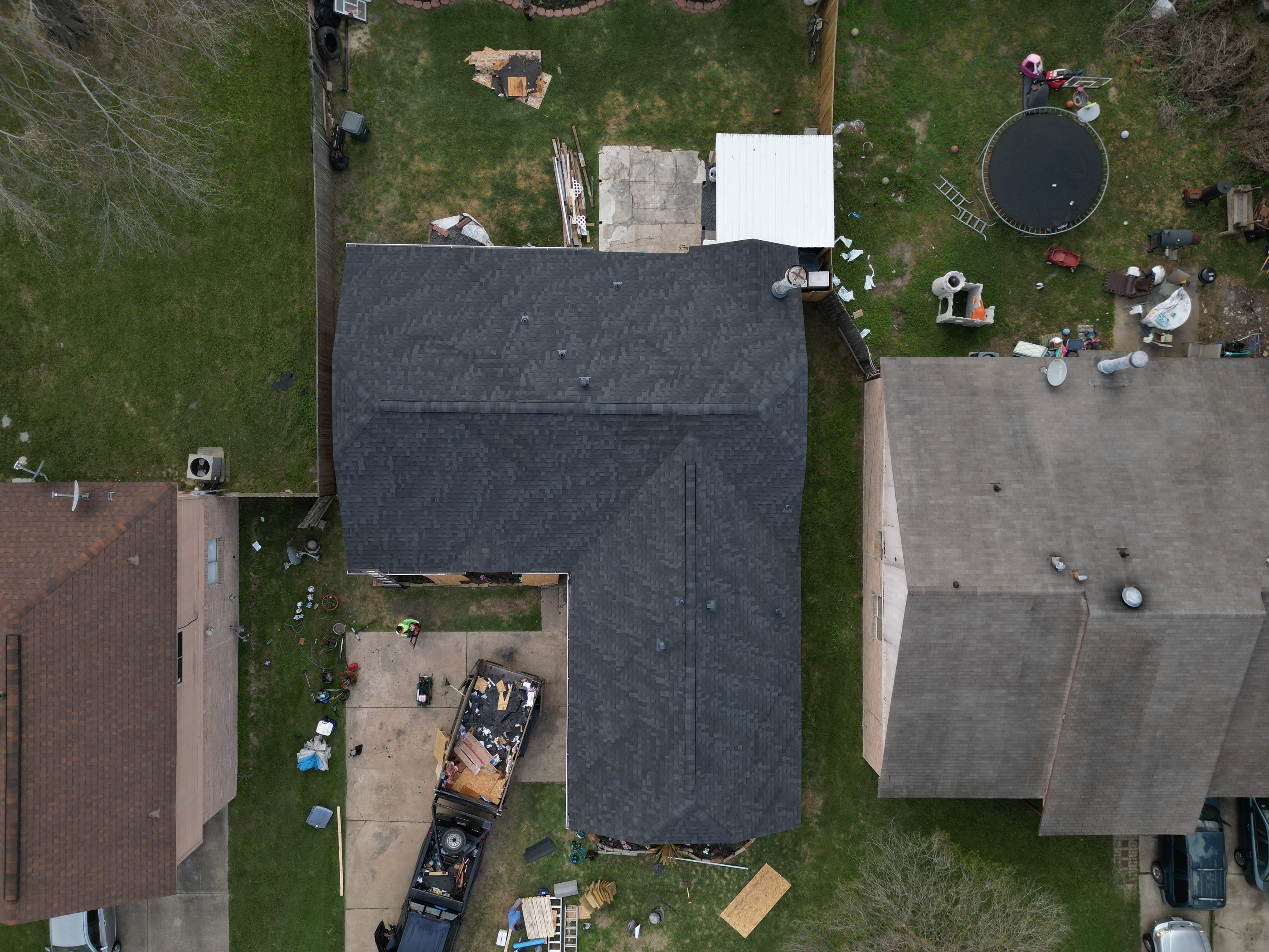IKO Cambridge Dual Black by HHH Roofing & Construction
