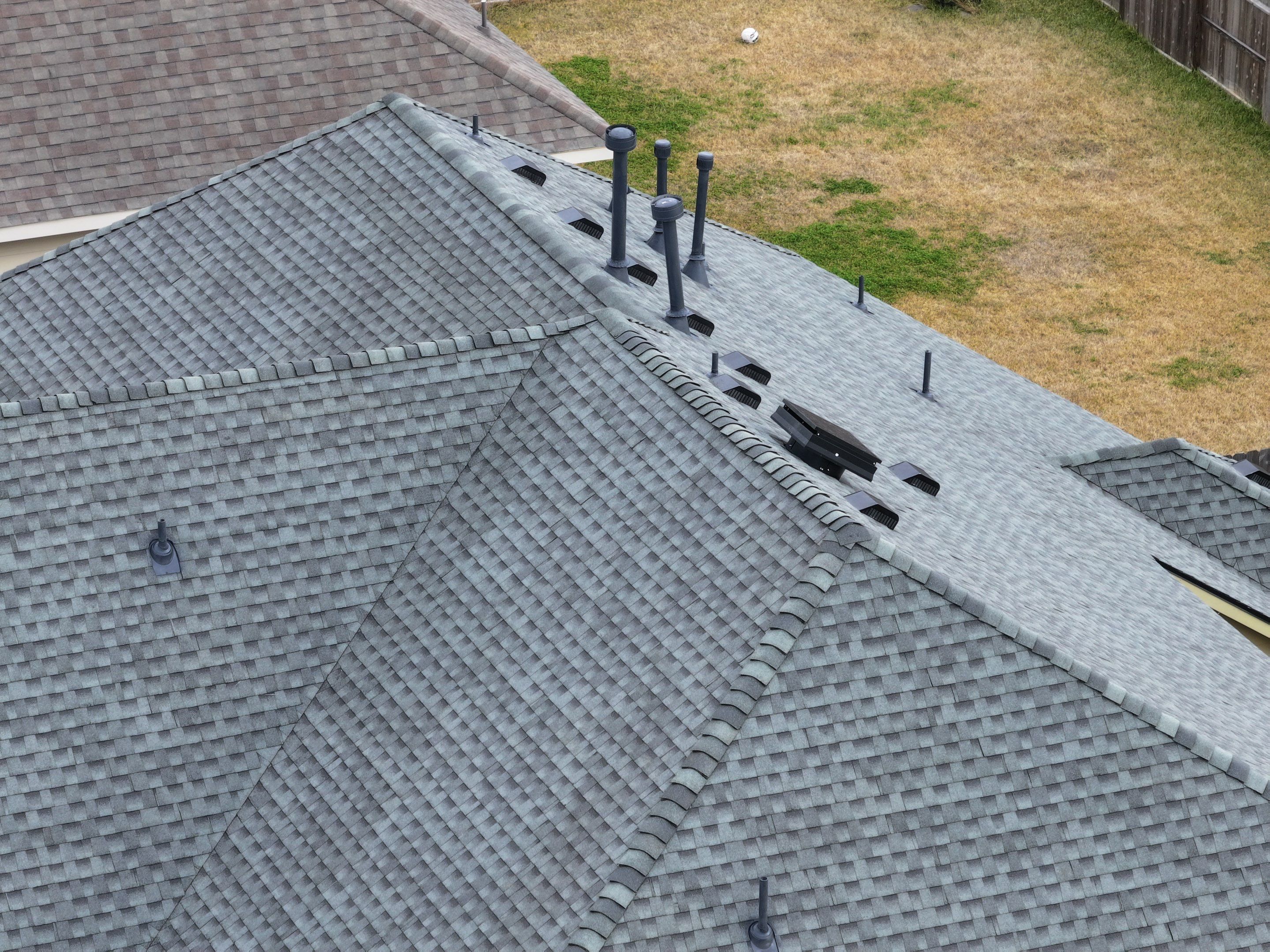 GAF HDZ - Slate by Elite Roofing LLC
