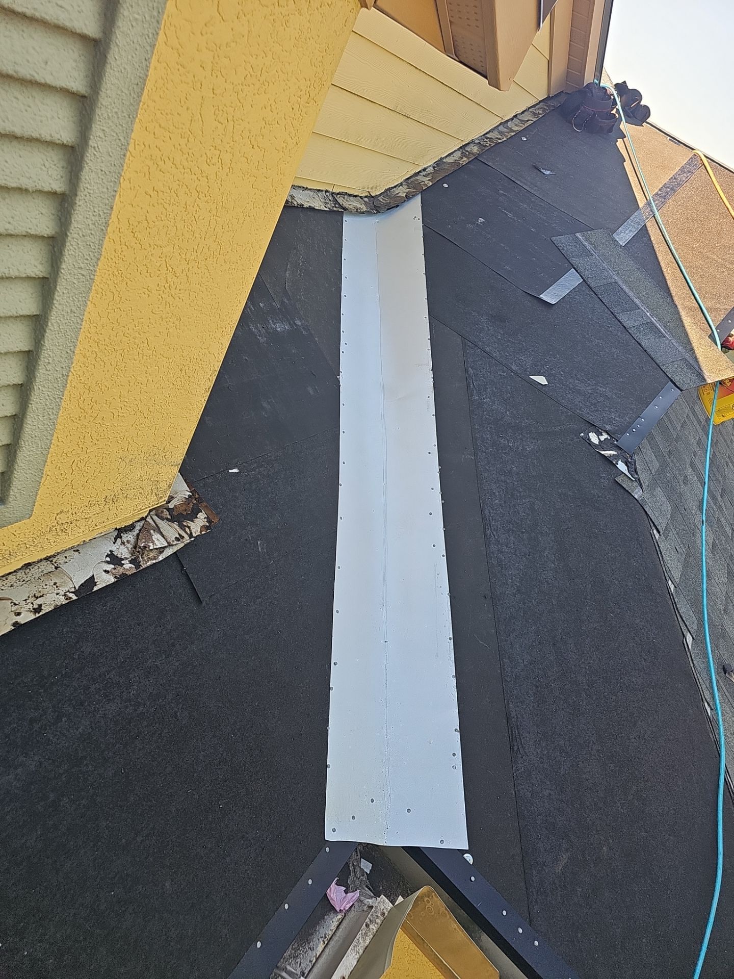 Project in Palmetto 34221 by Mitchell Roofing Company LLC