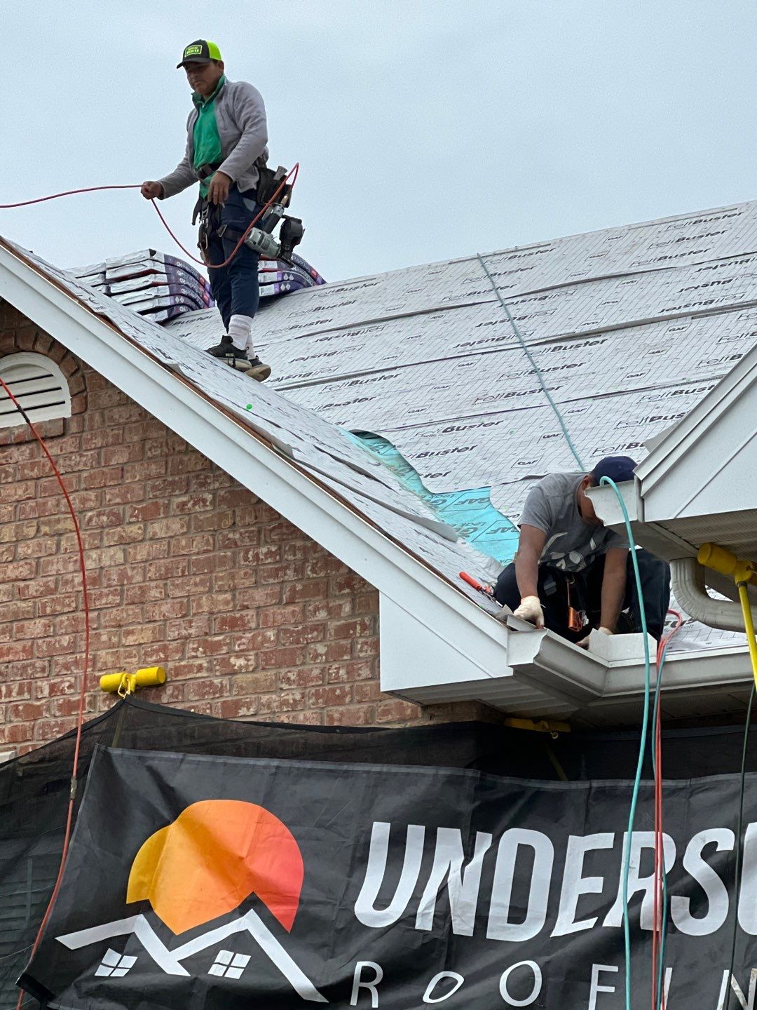 GAF Timberline HDZ in Oyster Gray by Undersun Roofing 