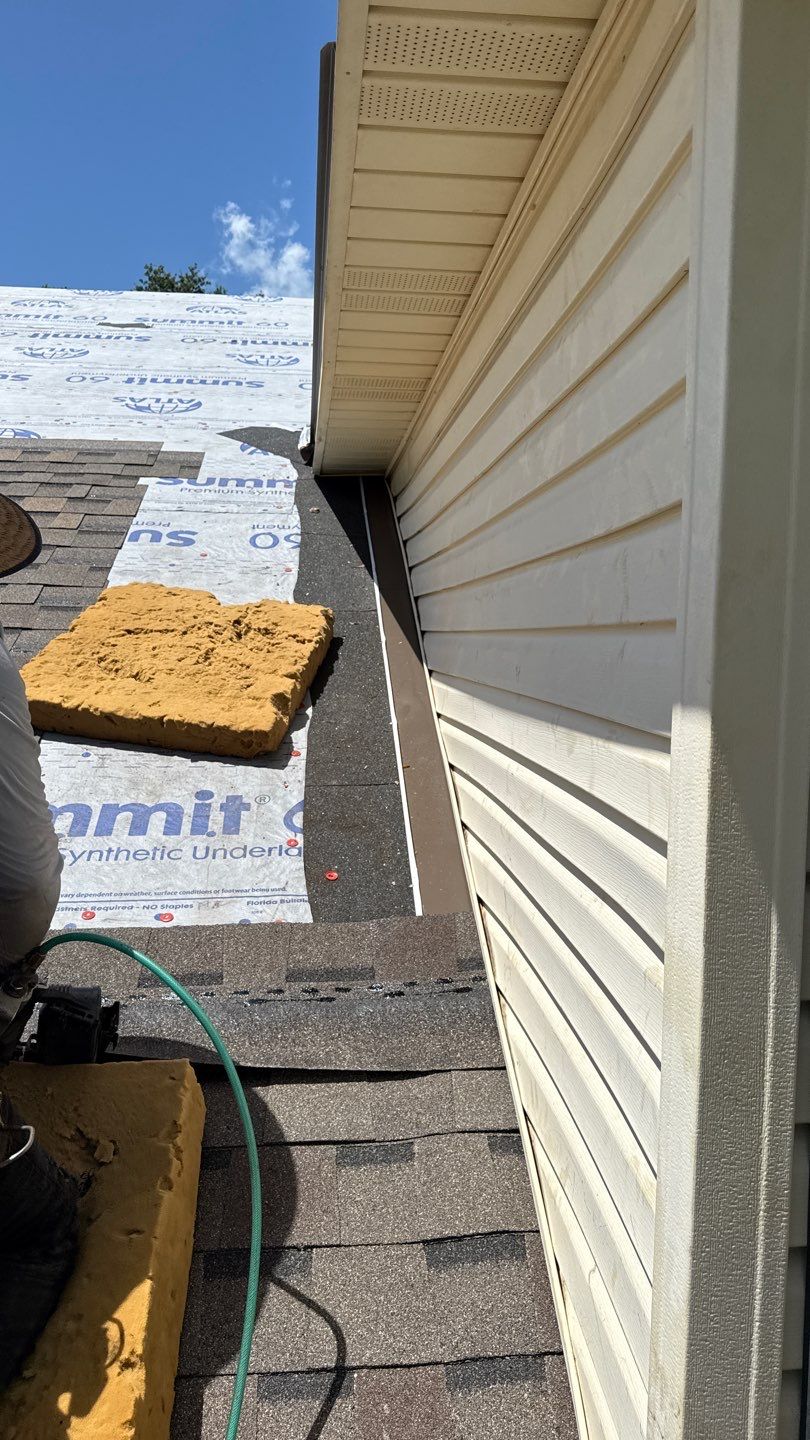 Weathered Shadow - Atlas by Top Team Roofing & Construction