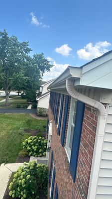 Turtle Shell gutter protection installation in Naperville, IL 60540, photograph 12