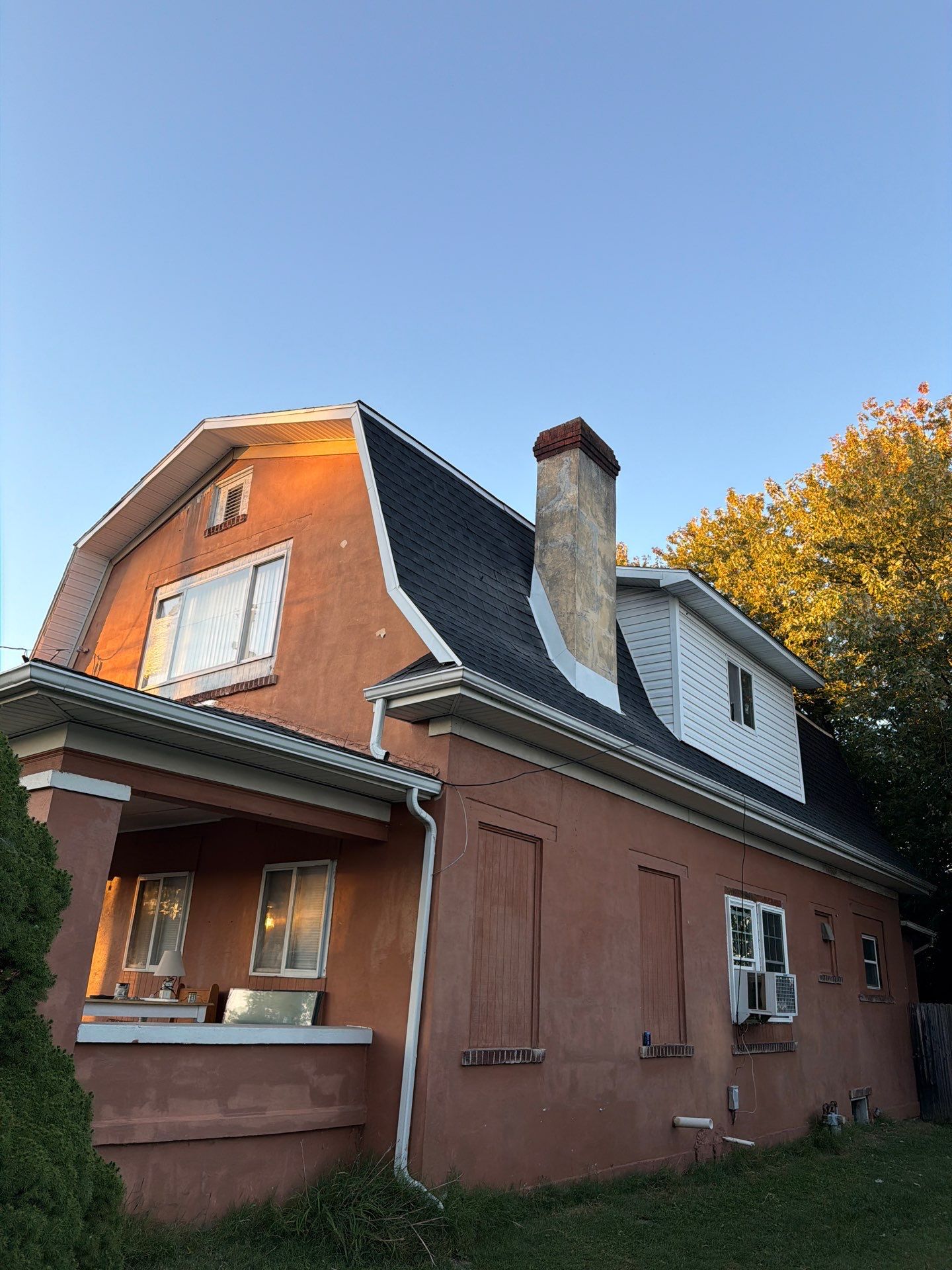 Residential Roofing Installation using GAF Timberline HDZ Charcoal by Rainstoppers Roofing