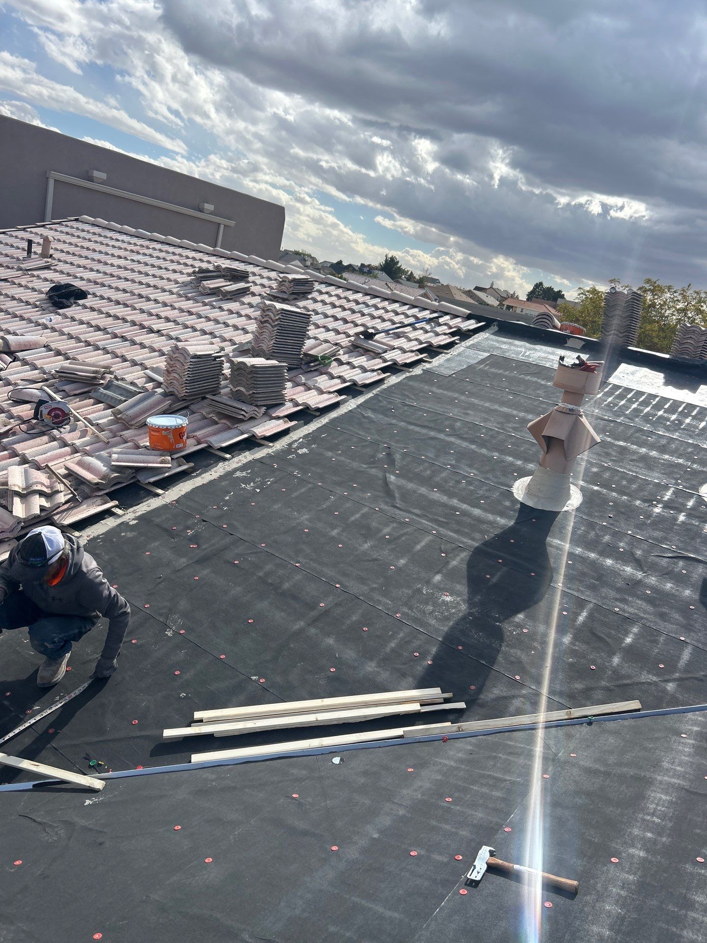 Malibu Cream Concrete Tiles by Reimagine Roofing
