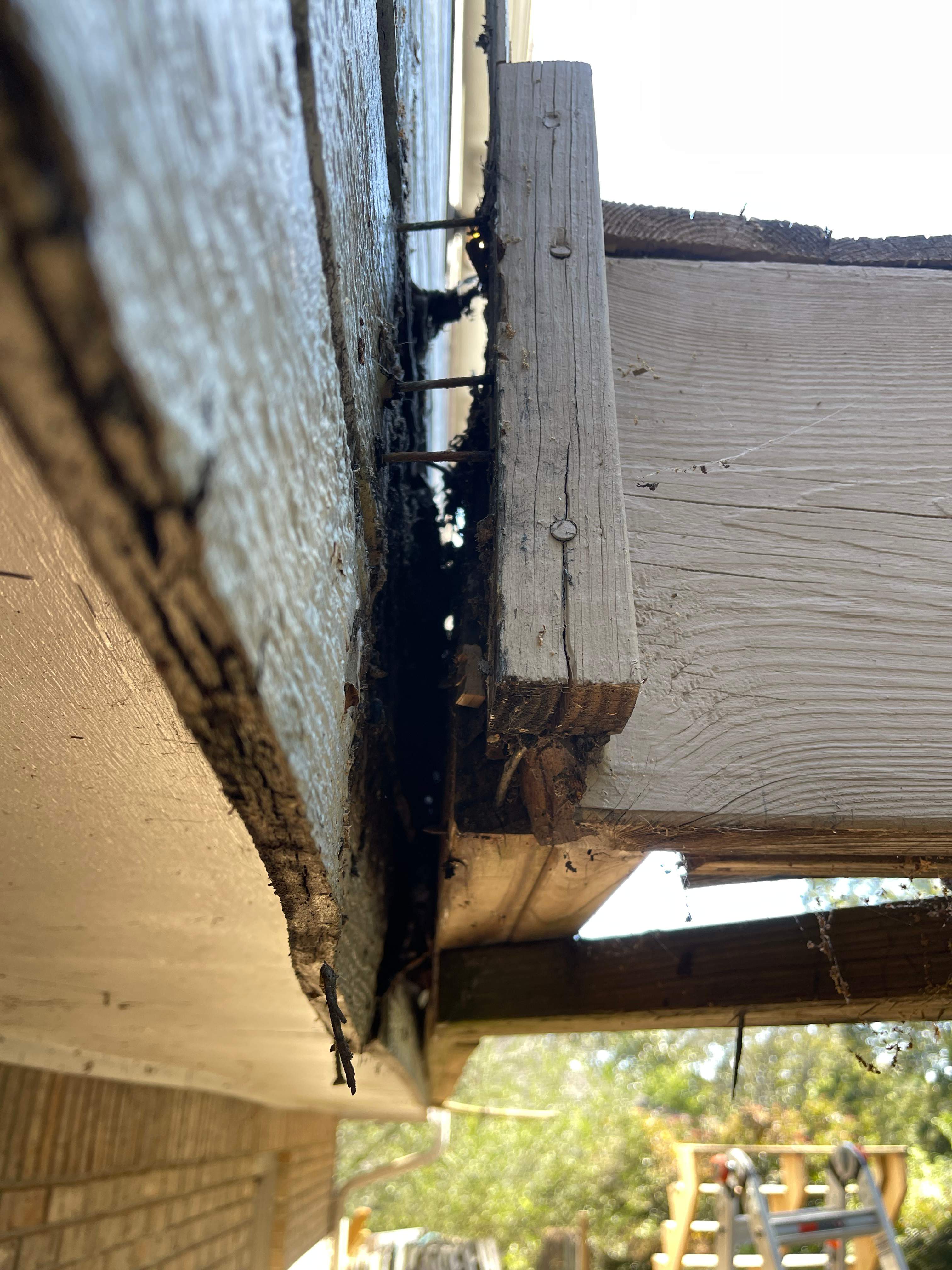 Balmoral Estates Screened Deck  by Pillar and Pine