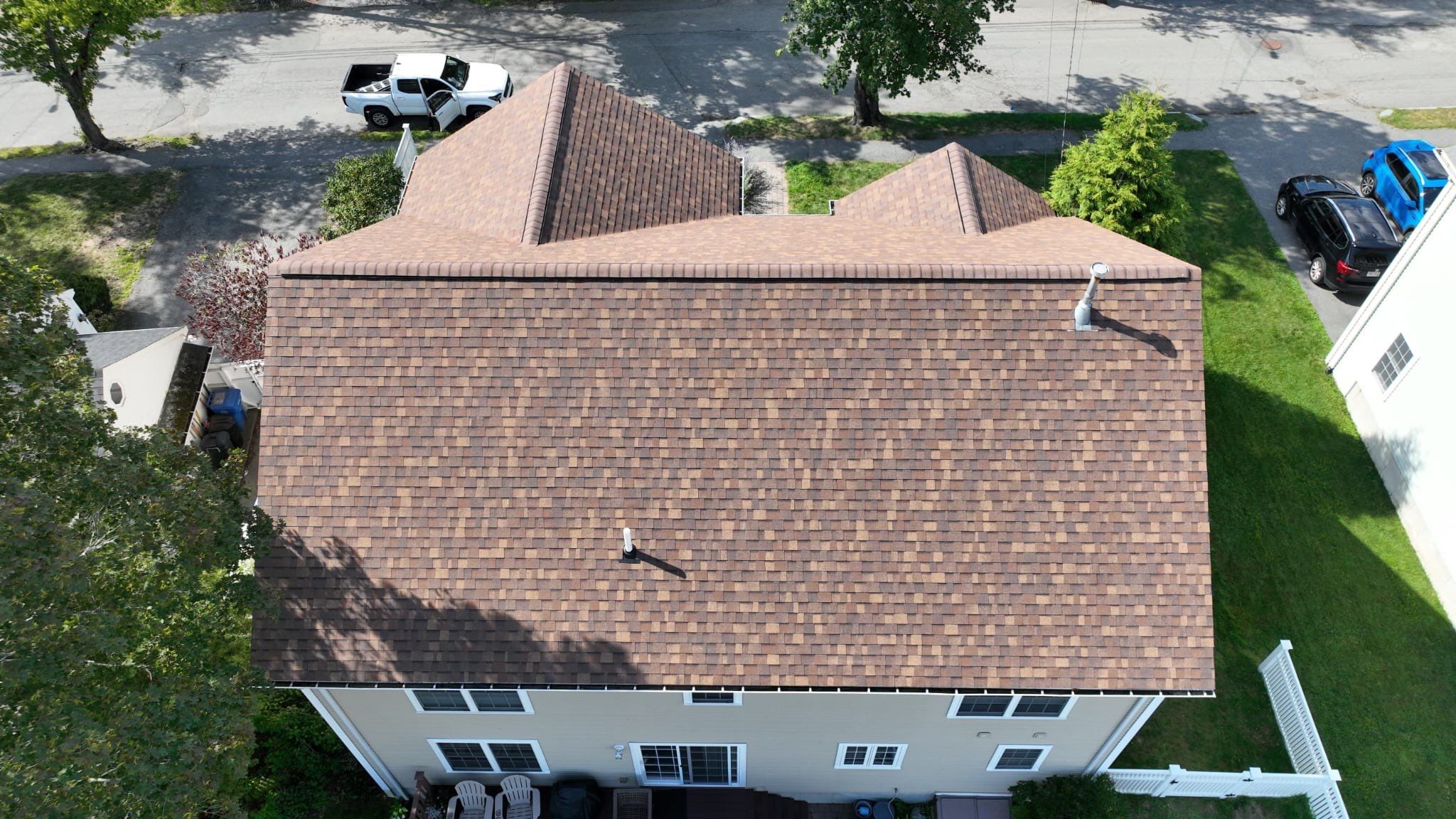 Full Roof Replacement in Waltham, MA – Owens Corning Duration, Desert Rose by JOHNNYS PRO