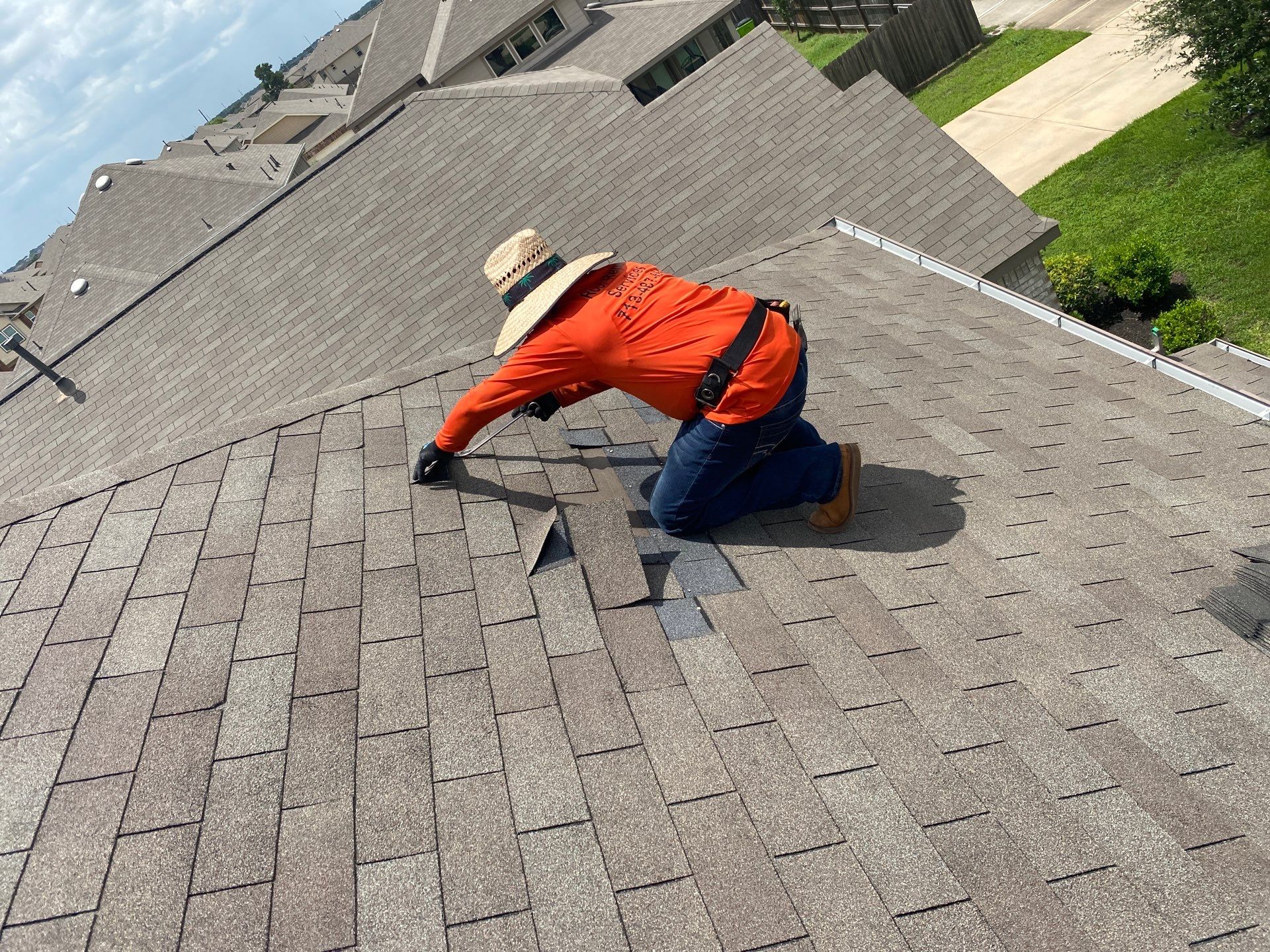 Residential Roofing Repair using Owen's Corning Duration (Lifetime) Shingles by Roof Repair Company
