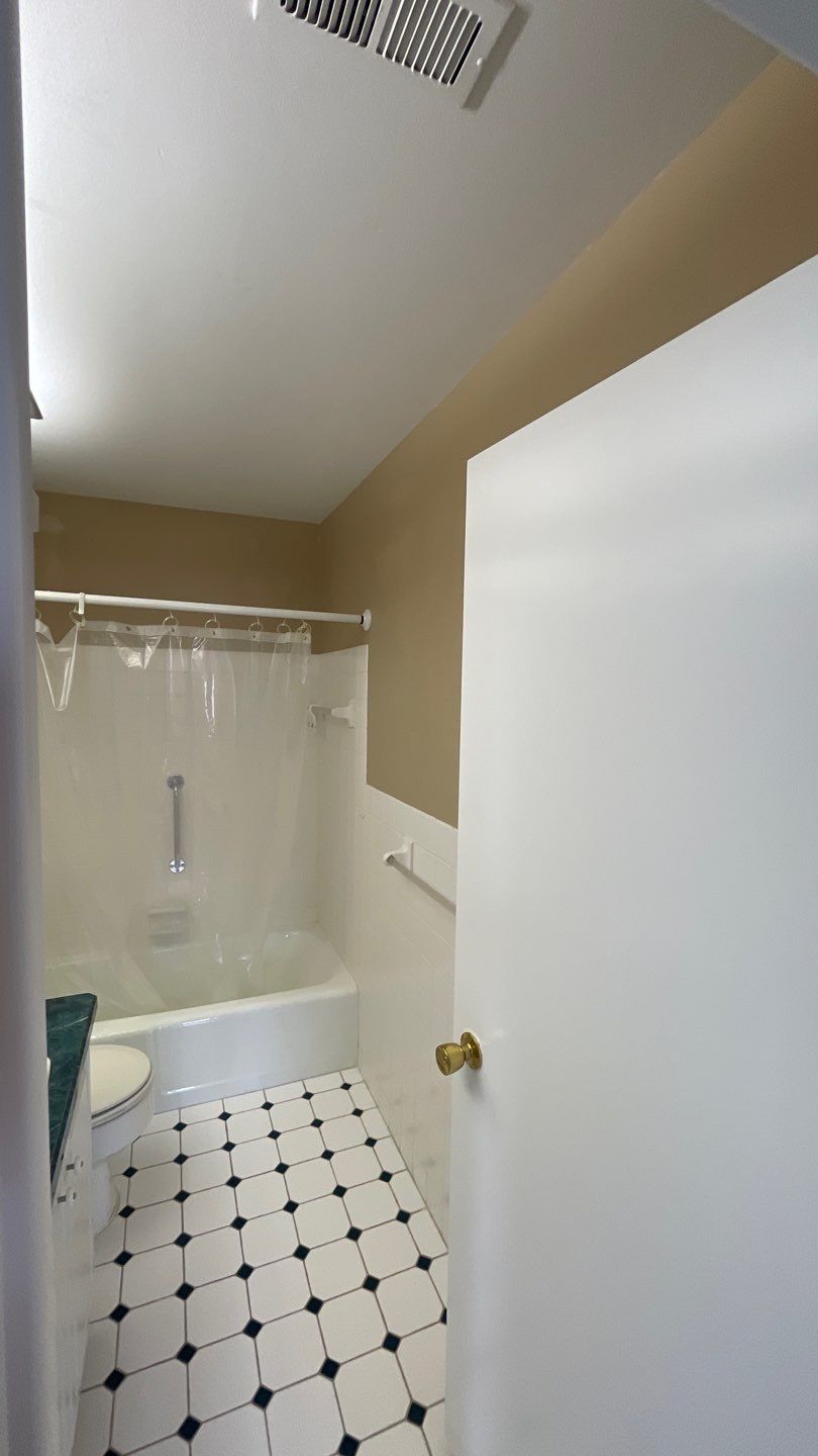 Swirski mirror removal by Best Buy Painting