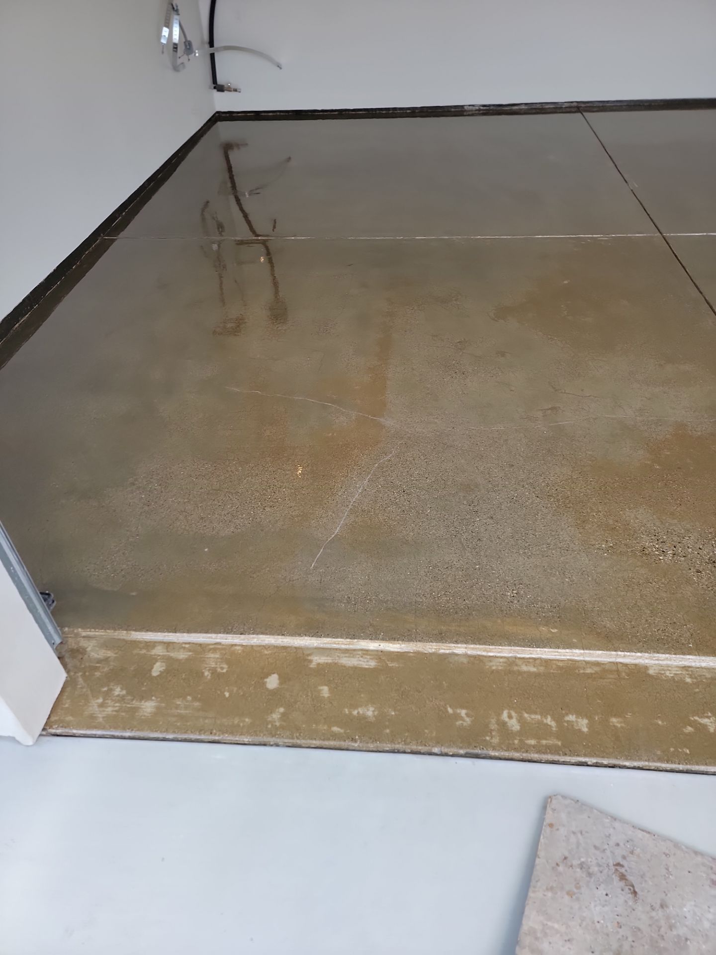 garage TransFLOORmation using Penntek by MGP Coatings
