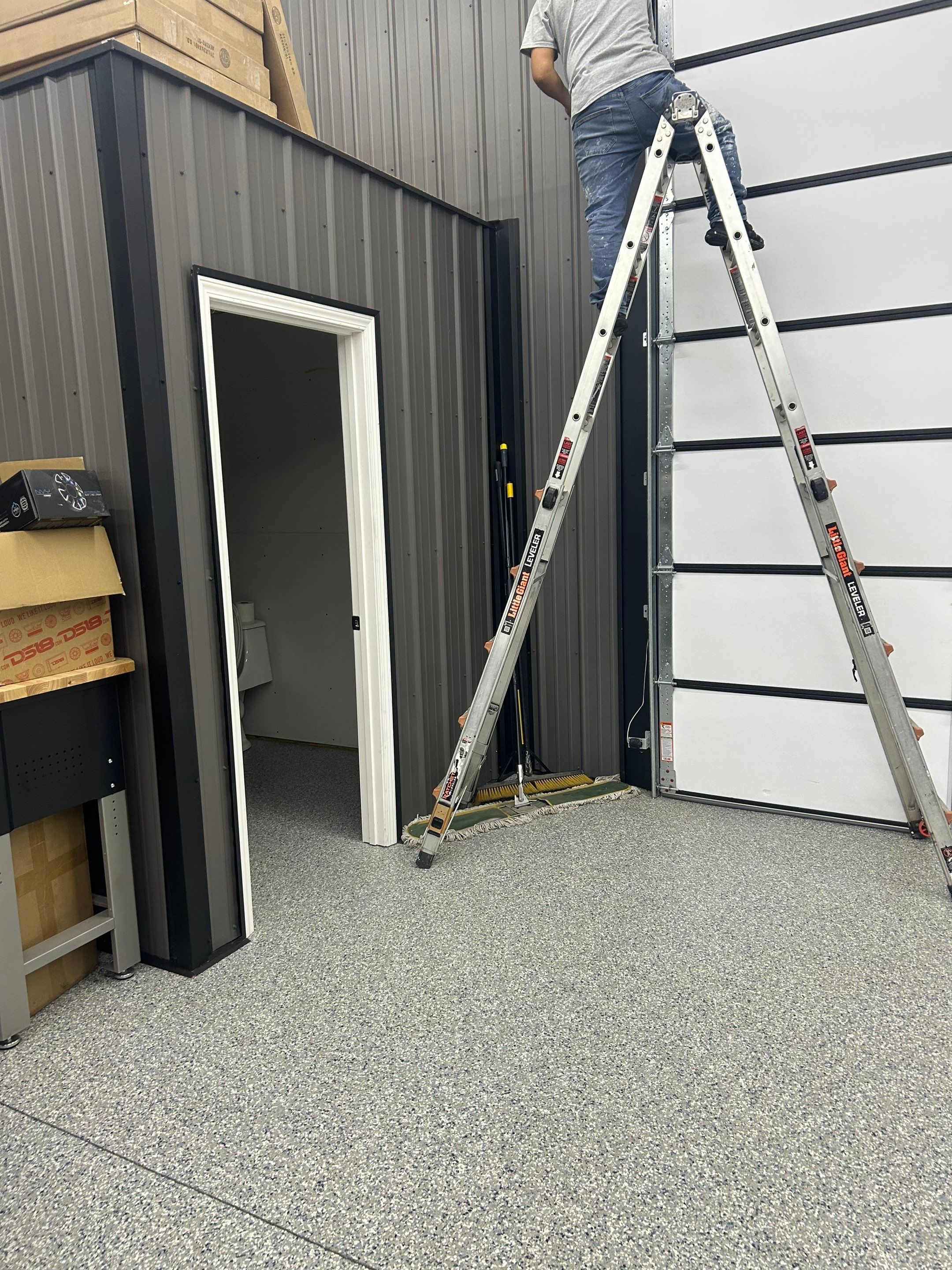 Gibbs Garage by Omnia Roofing