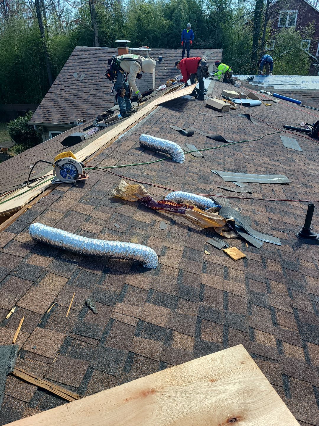 Fairfax: Residential Roof Replacement with CertainTeed Landmark Pro in Max Def Burnt Sienna by RM Banning, Inc.