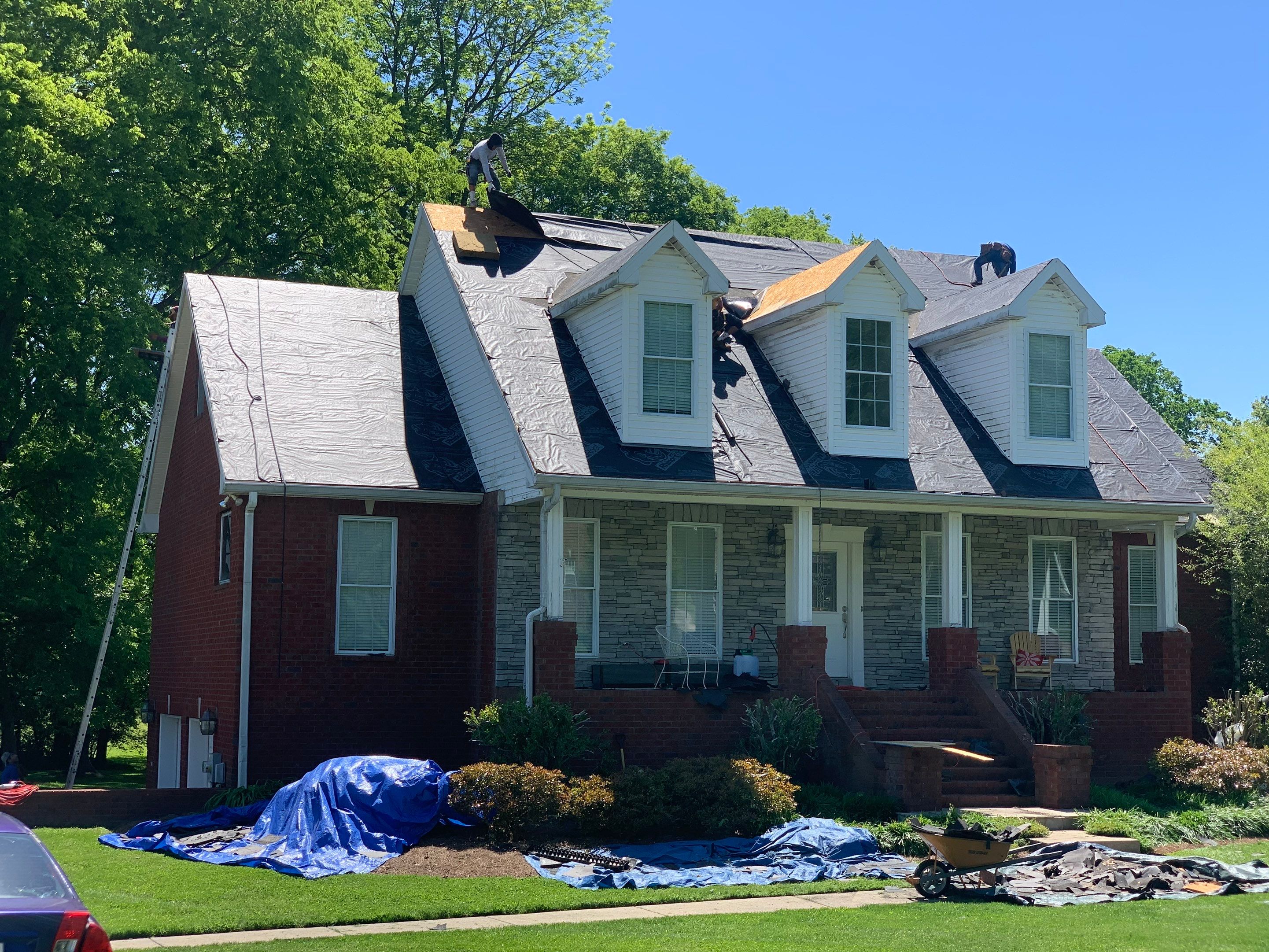 Residential Roofing Installation using Owens Corning Duration Shingles Roofing System by Undersun Roofing 