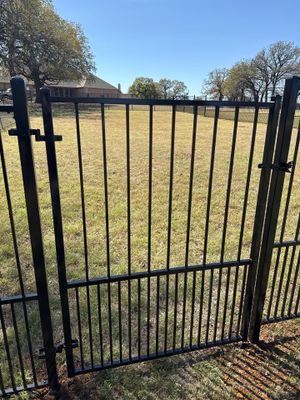 5' Wrought Iron with Puppy Bars Fence and Gate Installation in Joshua