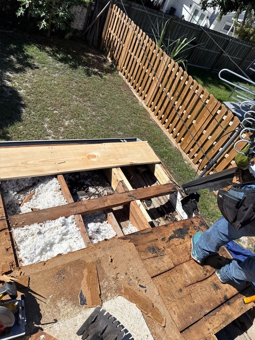 Project in Seminole 33772 by Mitchell Roofing Company LLC 