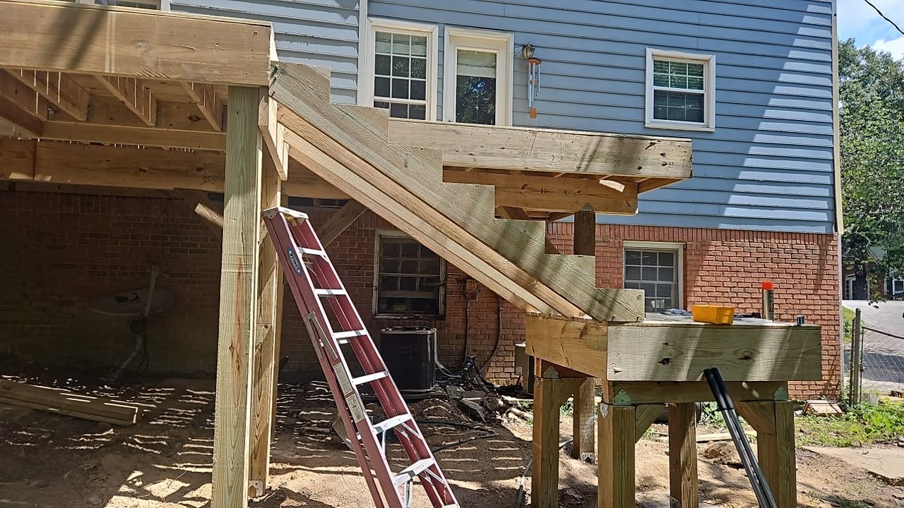 Russet Cove Circle - Deck Installation by Pillar and Pine