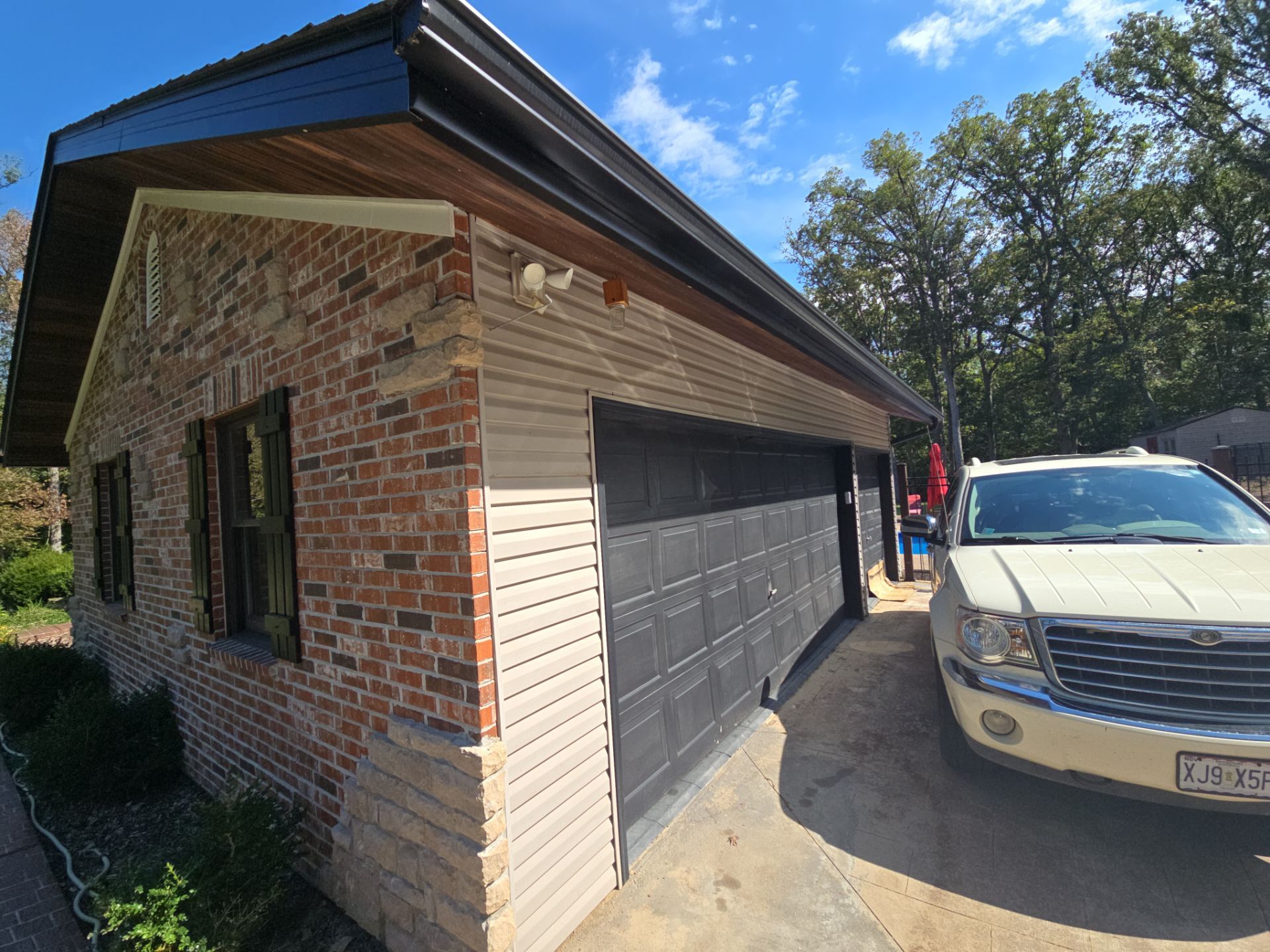  Vinyl Siding Installation in Defiance by Midwest Construction Group LLC