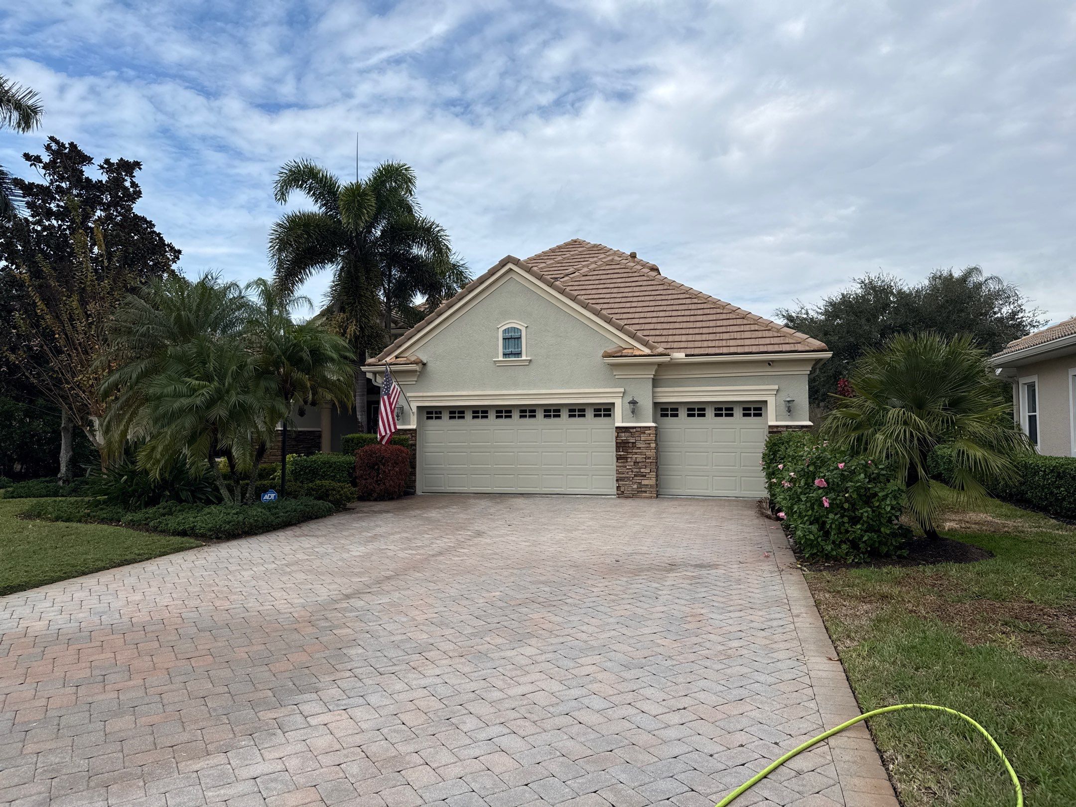 Tile Roof, Gutter & Pool Cage Cleaning – Lakewood Ranch Country Club, Lakewood Ranch, FL by Sunshine AquaWash