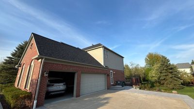 Roof Replacement using Owens Corning Onyx Black