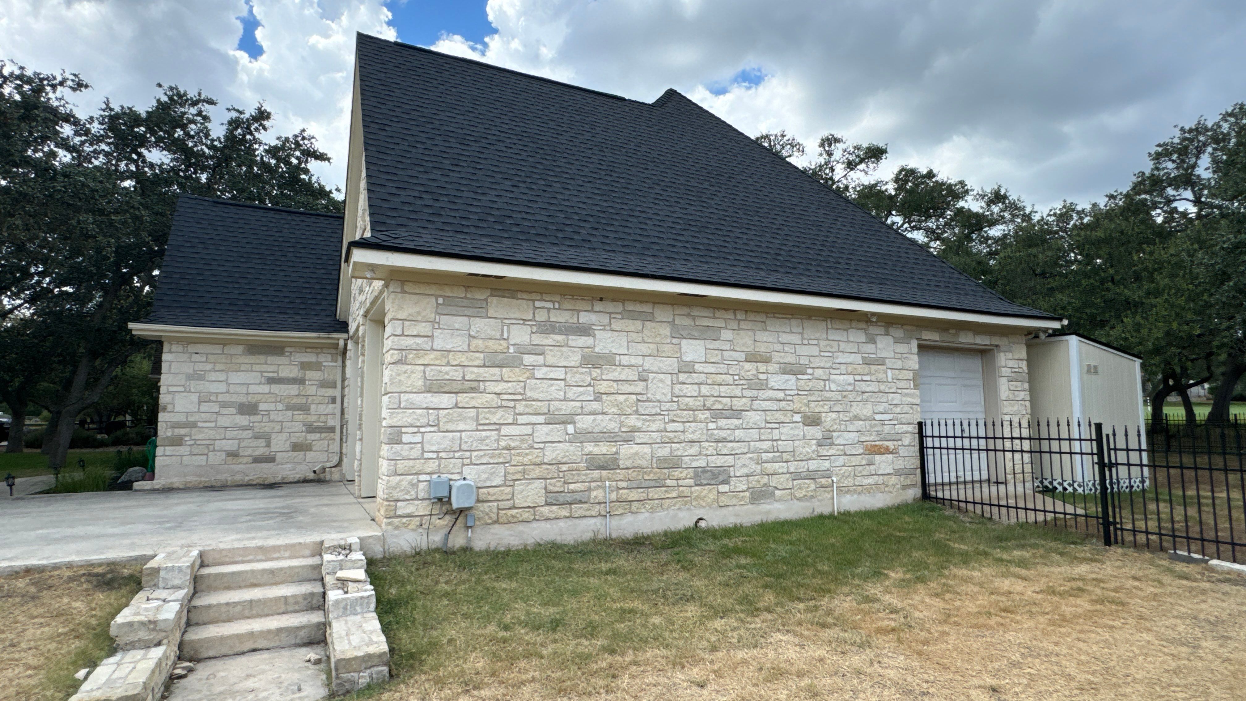 GAF HDZ - Charcoal by Elite Roofing LLC